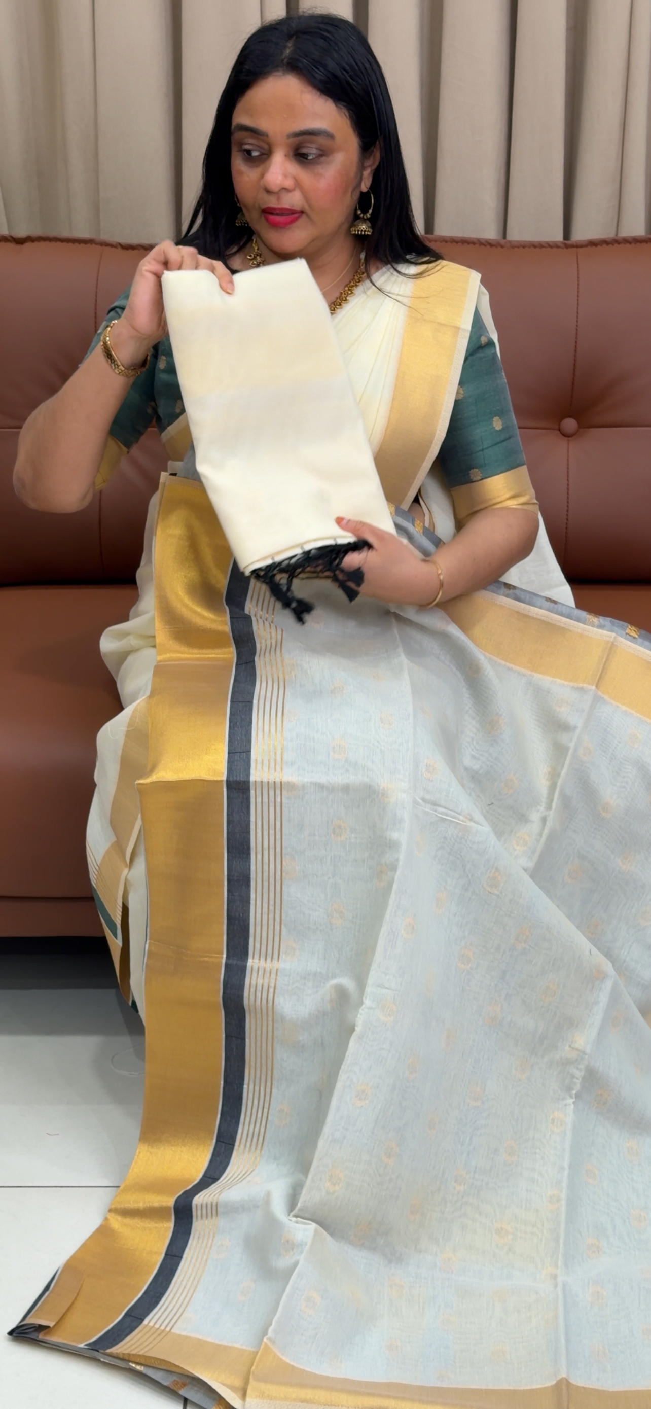 MUL CHANDERI SET MUNDU - IHA 33864