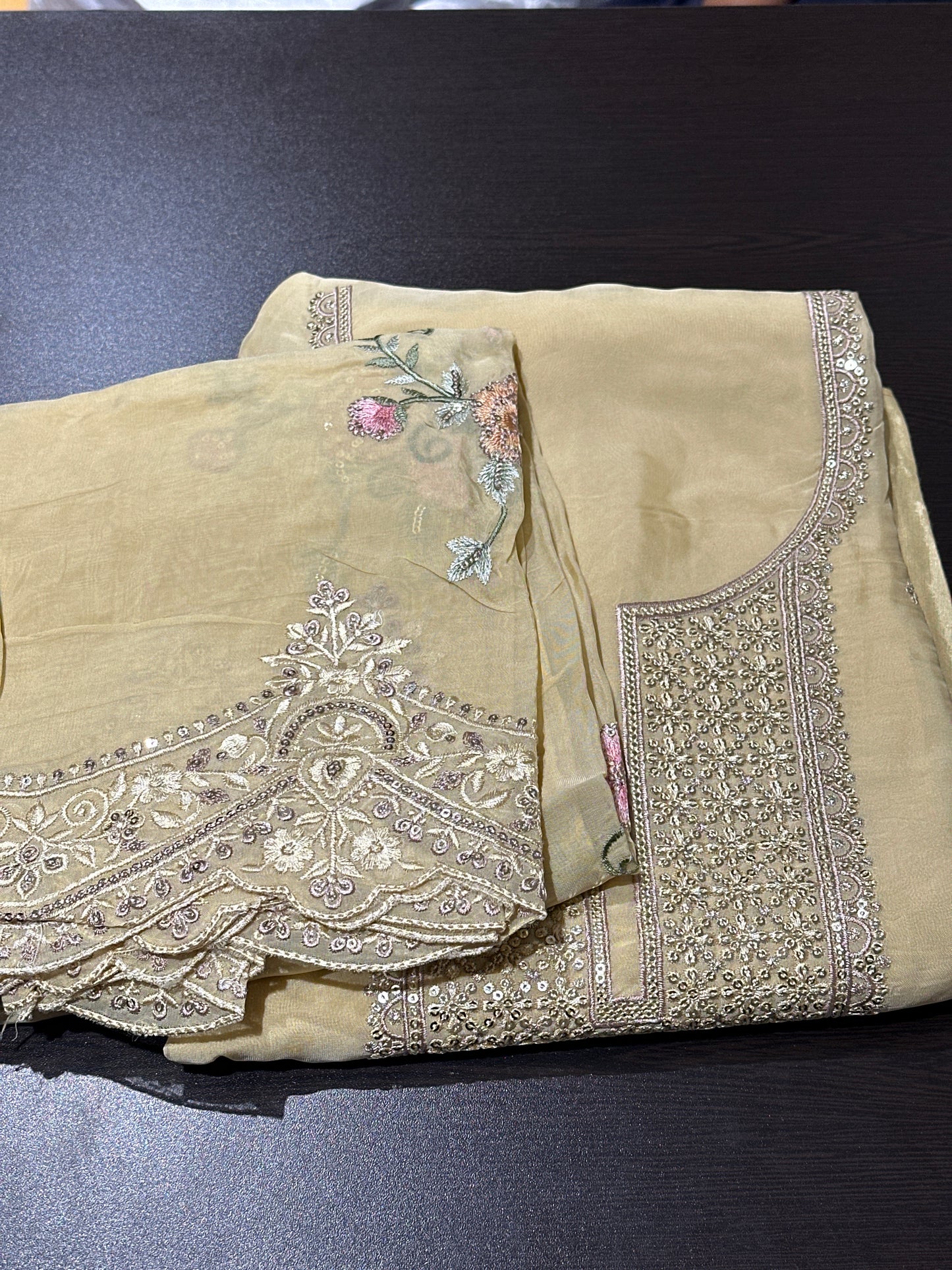 OFFER SALES UNSTITCHED SALWAR SUITS -  IHA 34157
