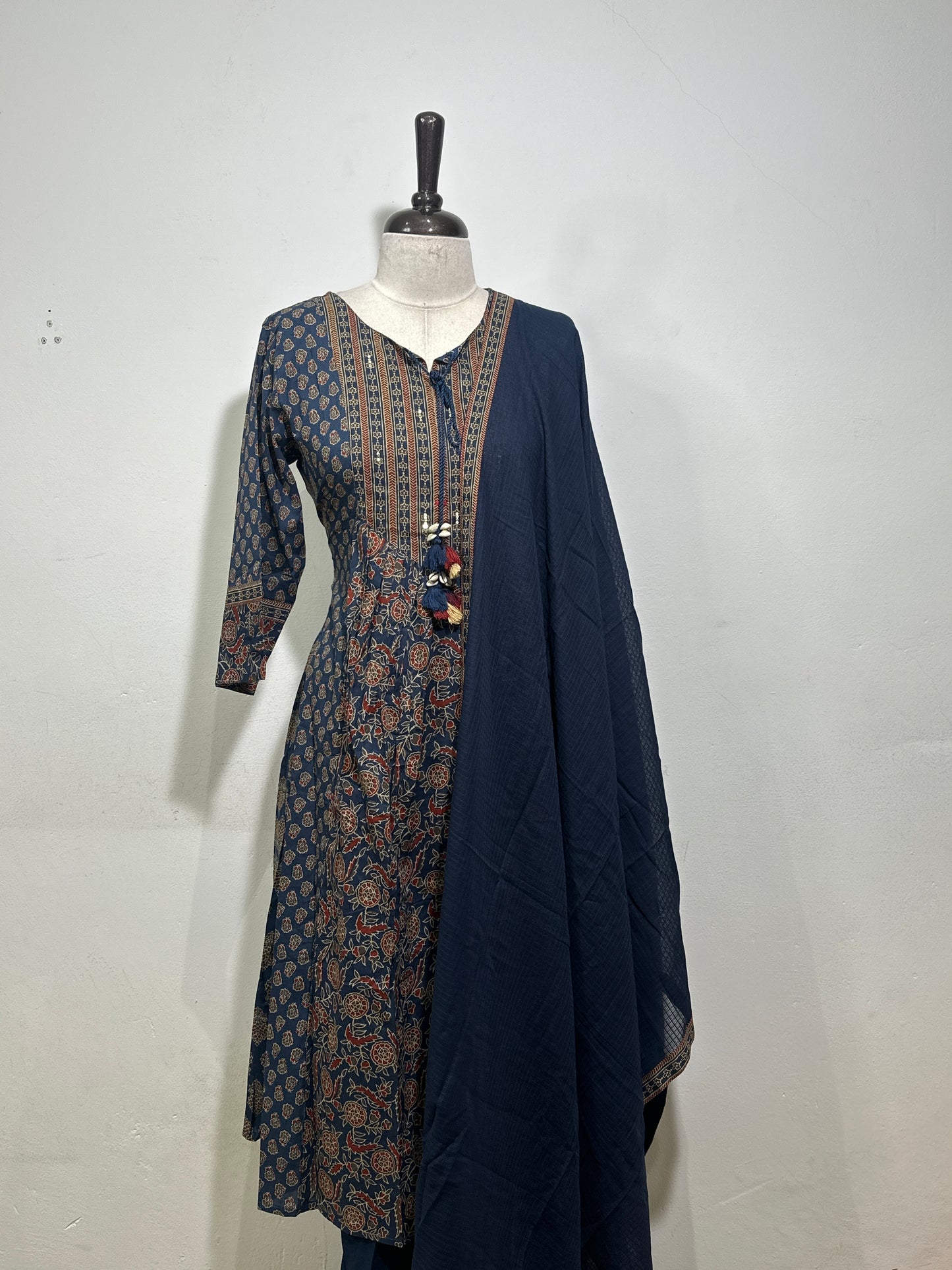 OFFER SALES TOP AND  BOTTOM  -  IHA 34372