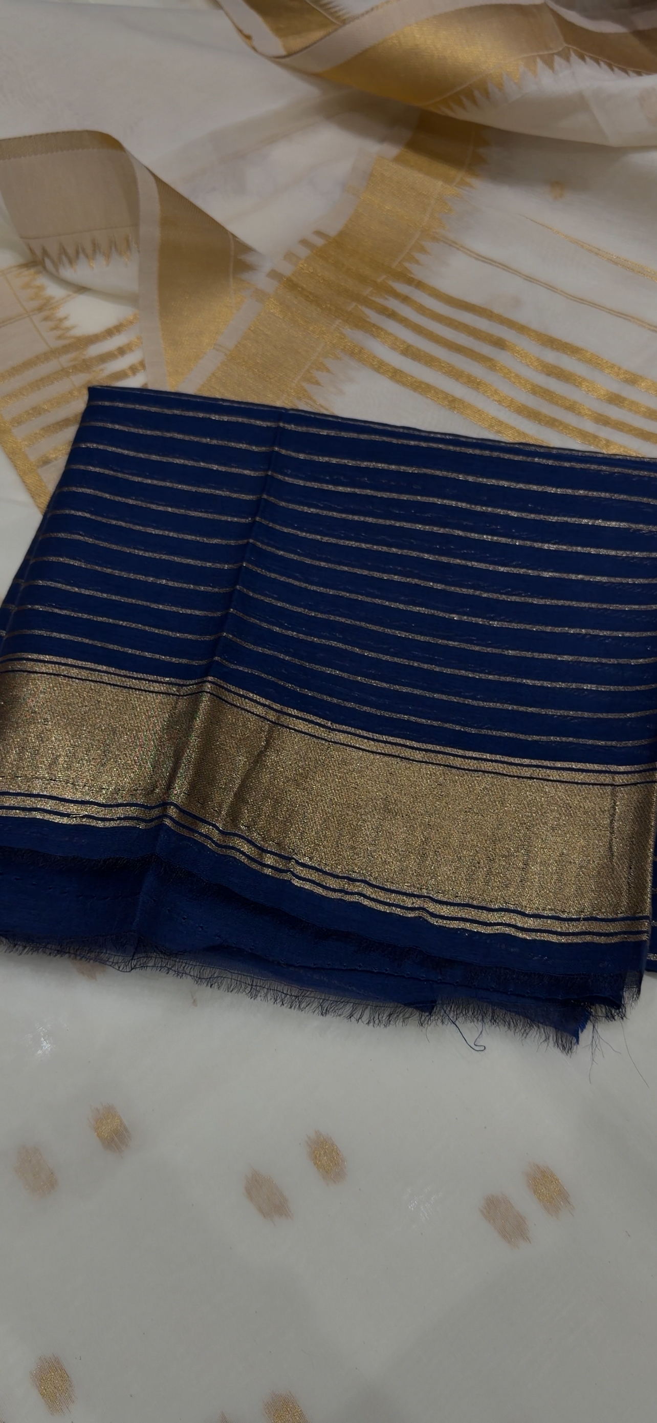 MALAI CHANDERI ONAM SAREES - IHA 34130
