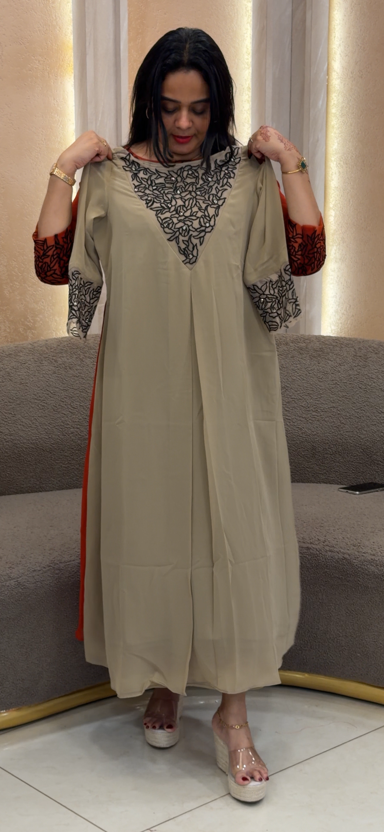 IHA'S IN-HOUSE DESIGNER ALINE TOPS - IHA 32993