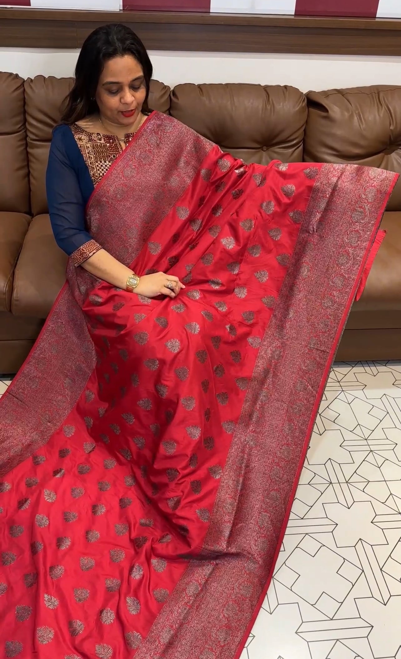 SEMI BANARASI SAREE - IHA 18232