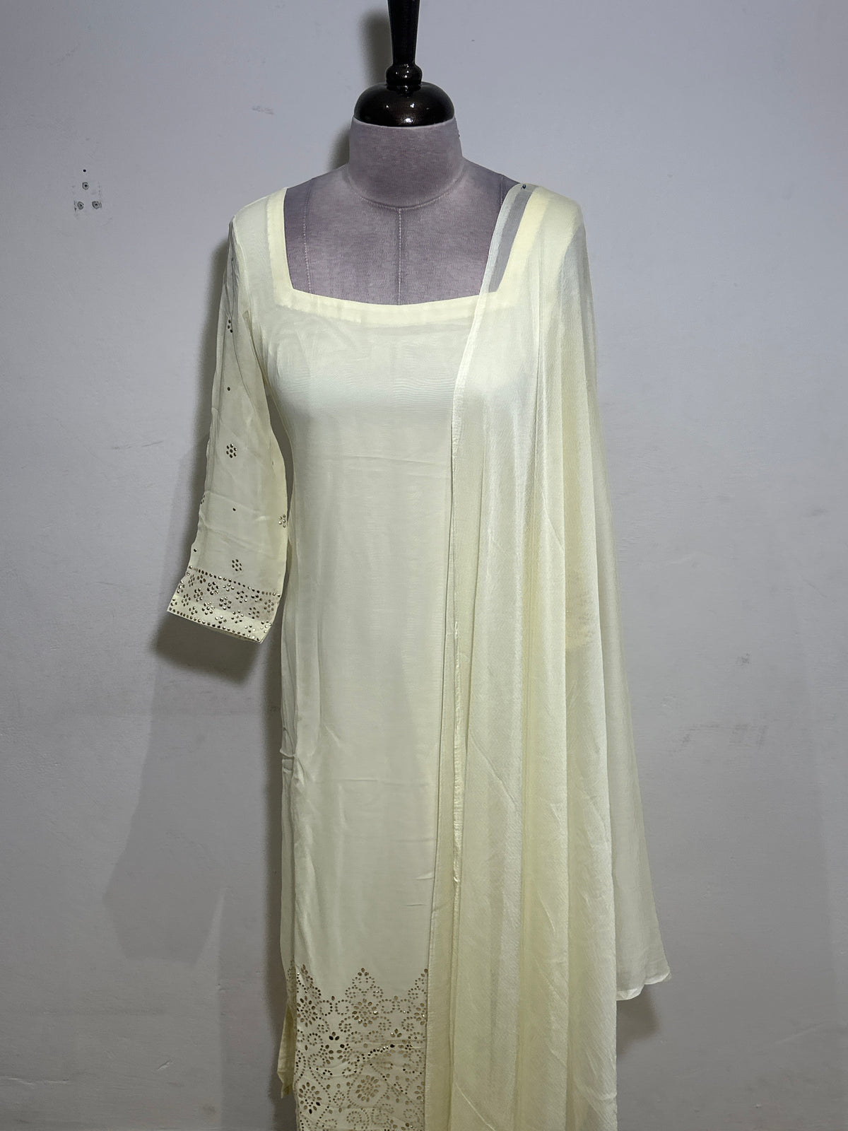OFFER SALES TOP AND  BOTTOM  -  IHA 35980
