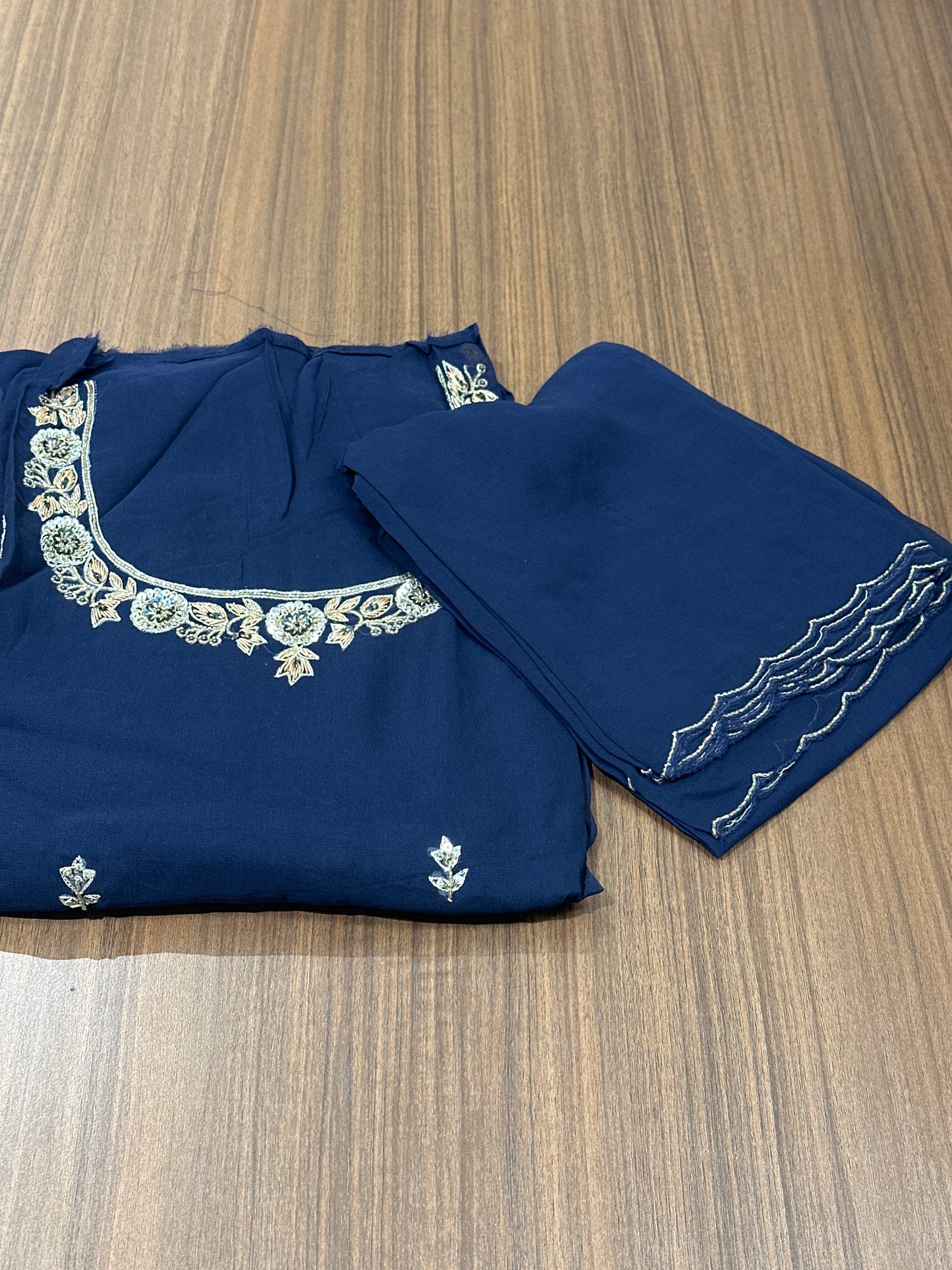 OFFER SALES UNSTITCHED SALWAR SUITS -  IHA 33903