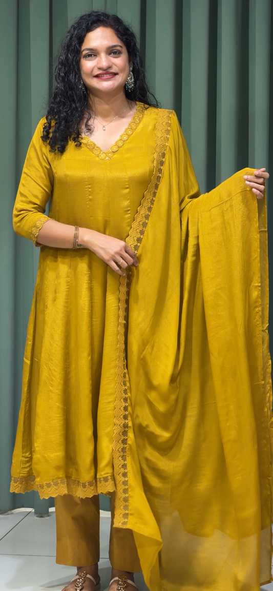 CHINON TOP, BOTTOM AND DUPATTA - IHA 35154