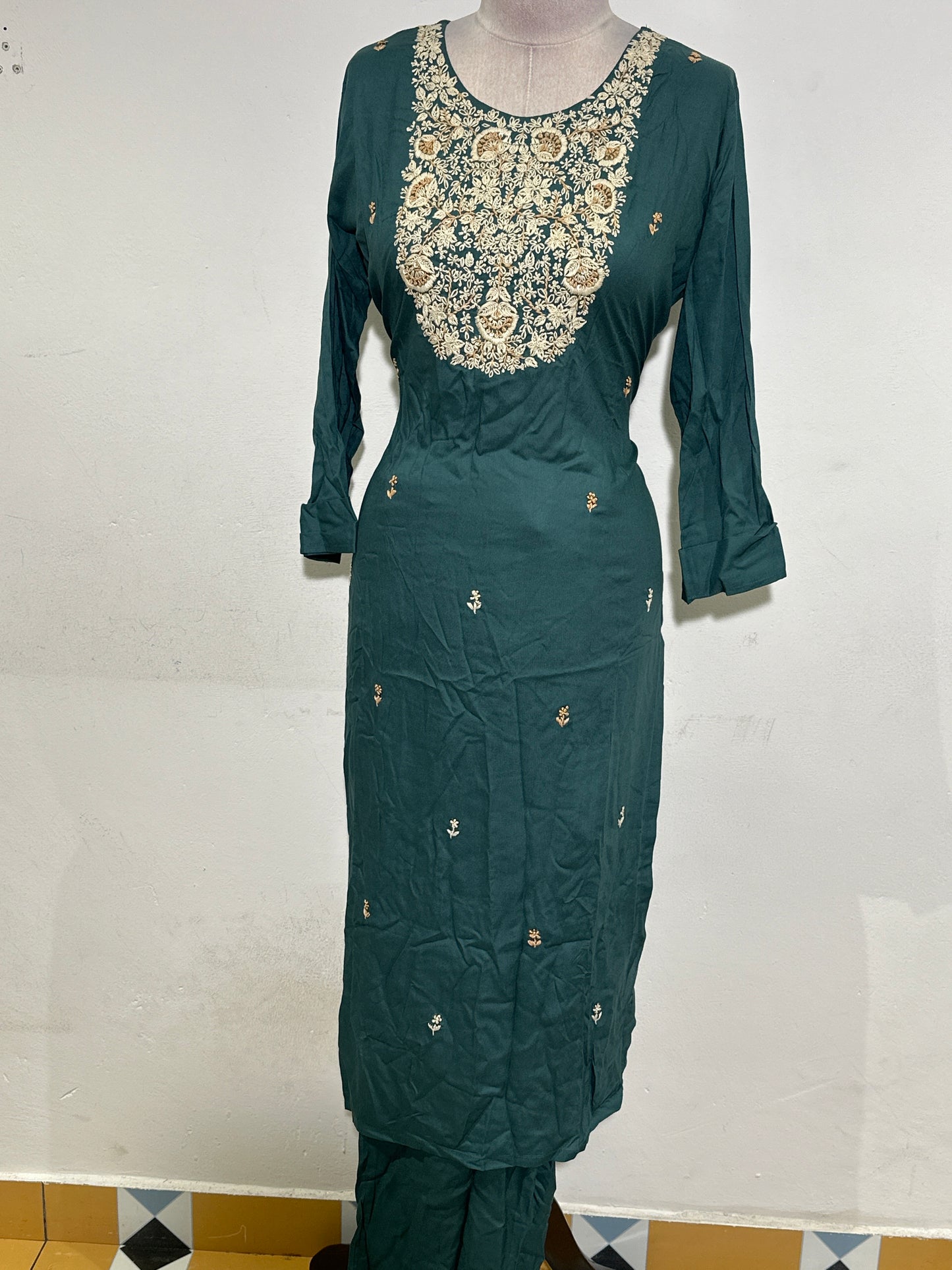 OFFER SALES TOP AND BOTTOM  -  IHA 34262