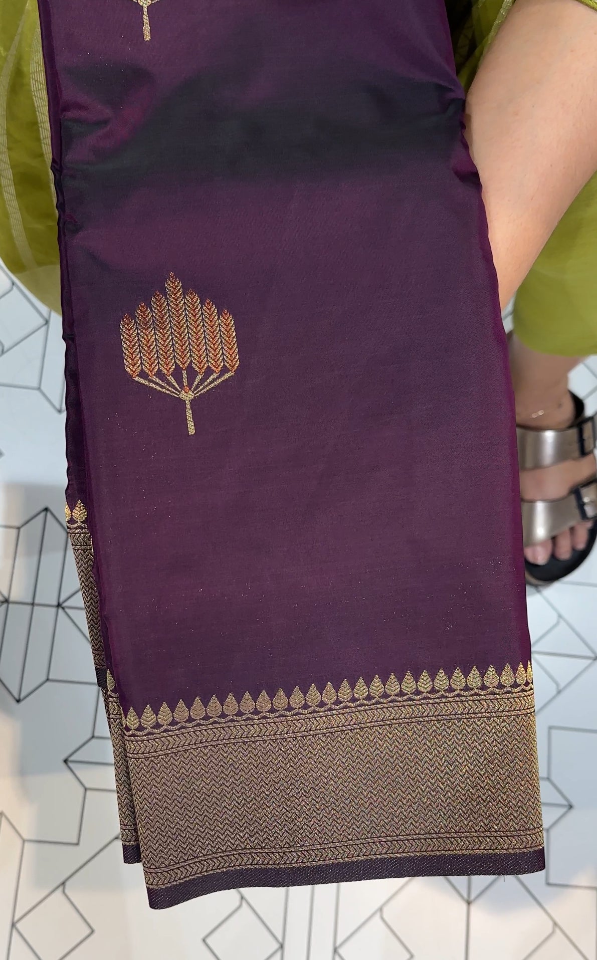 SEMI SOFT SILK  SAREE - IHA 19355