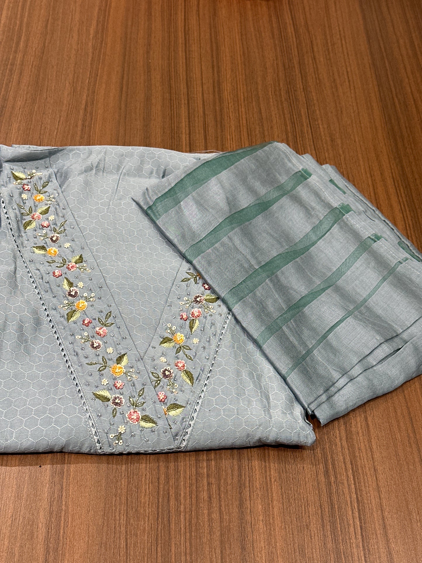 OFFER SALES UNSTITCHED SALWAR SUITS -  IHA 33916
