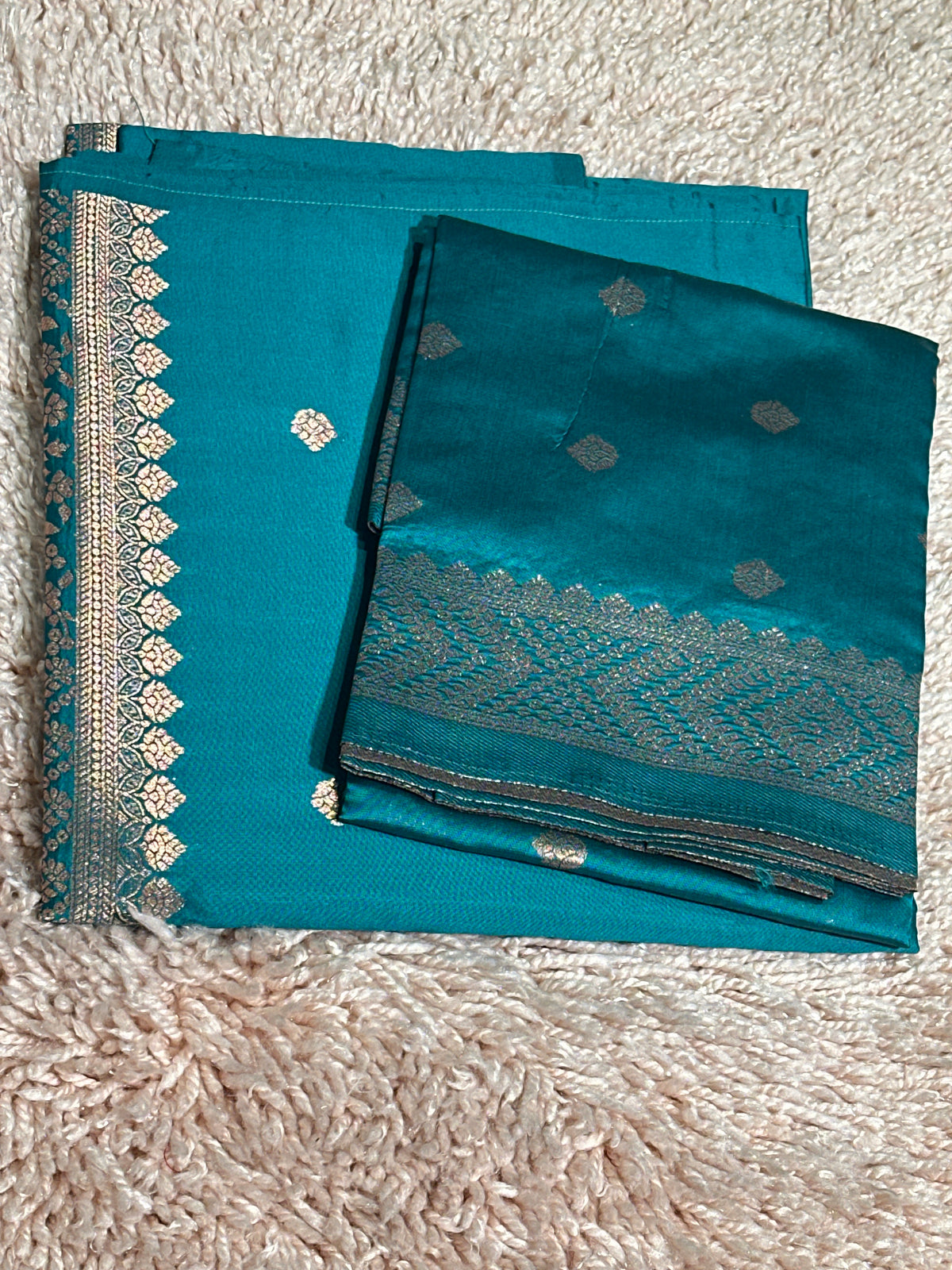 OFFER SALES UNSTITCHED SALWAR SUITS -  IHA 35958