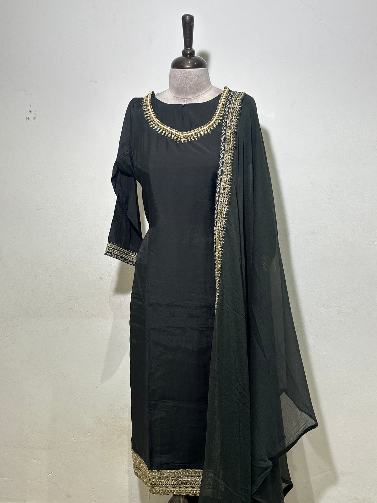 OFFER SALES TOP AND  BOTTOM  -  IHA 35694