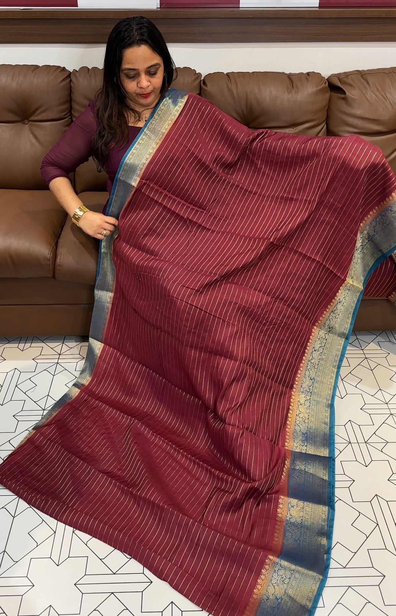 SEMI BANARASI SAREE - IHA 19081