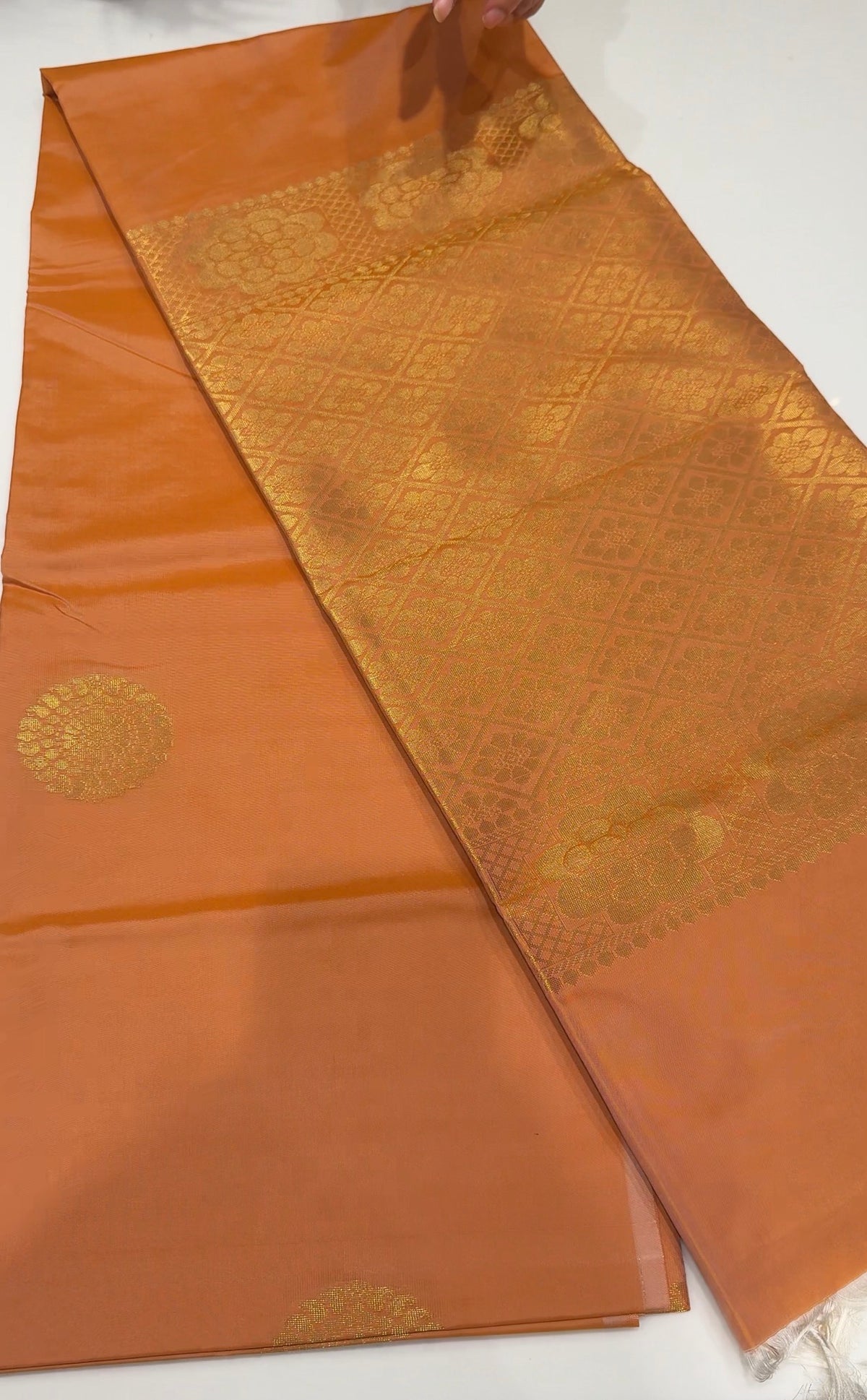 OFFER SALES SAREES - IHA 35439