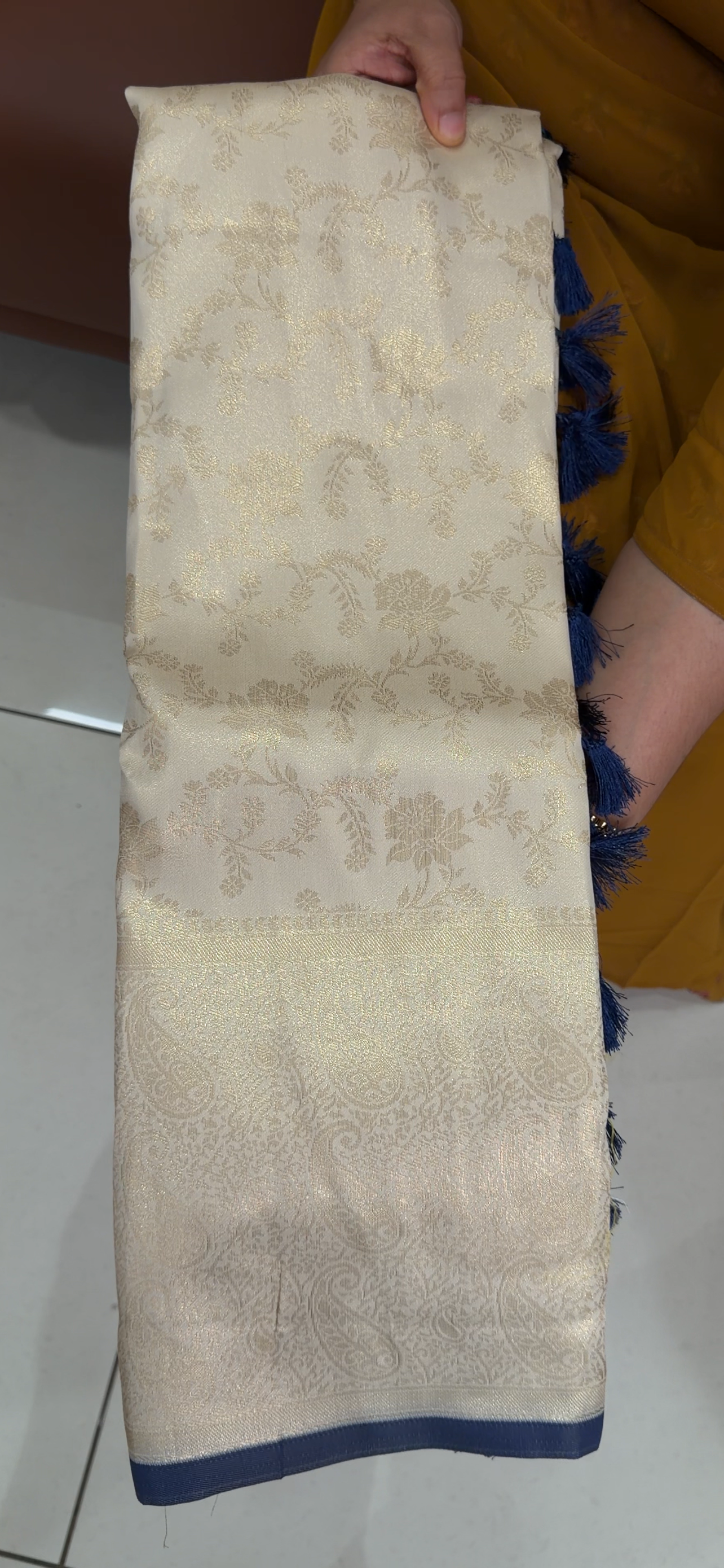 SEMI KANCHIPURAM SAREES - IHA 34422