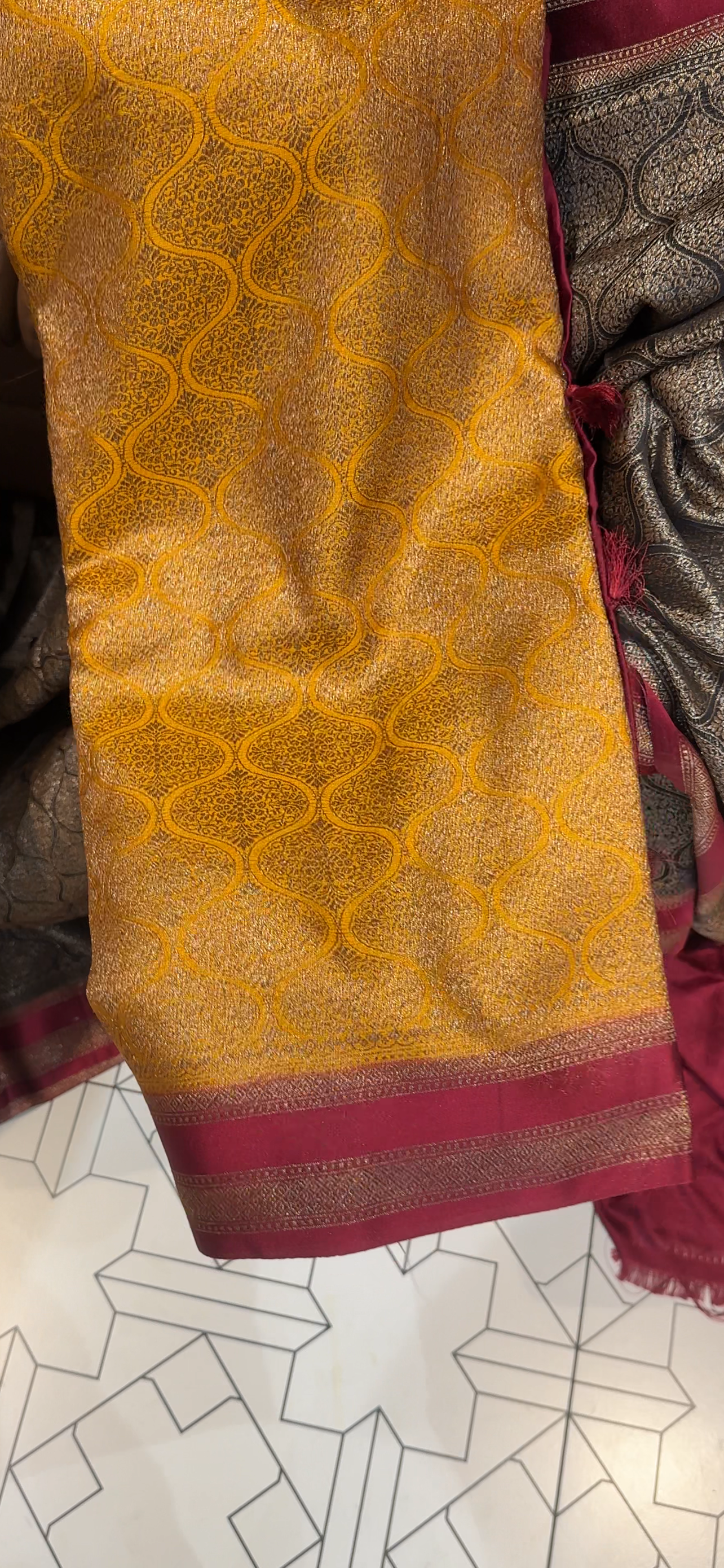 KATAN BANARASI SAREES - IHA 35062