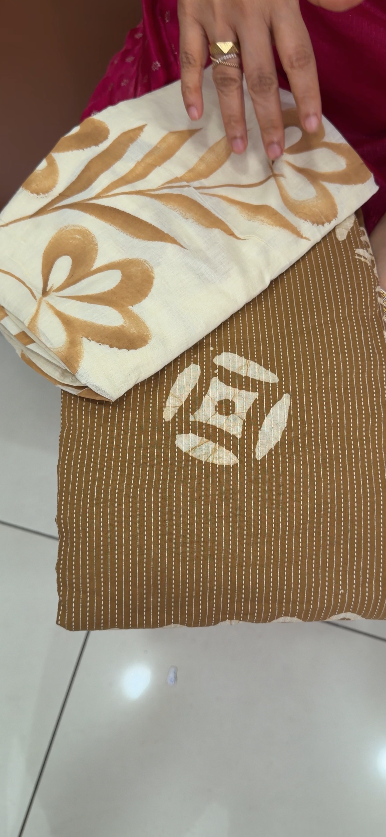 COTTON UNSTITCHED SALWR SUITS - IHA 34044