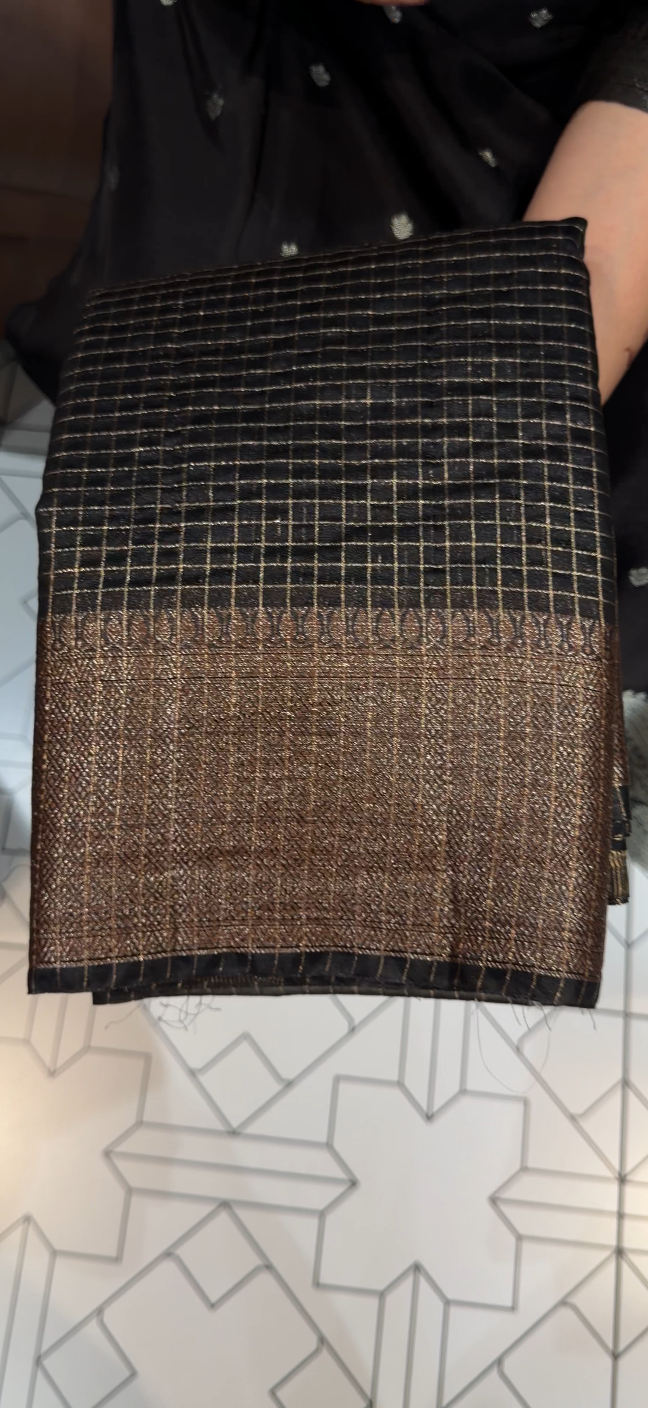 SEMI BANARASI SAREES- IHA 33102