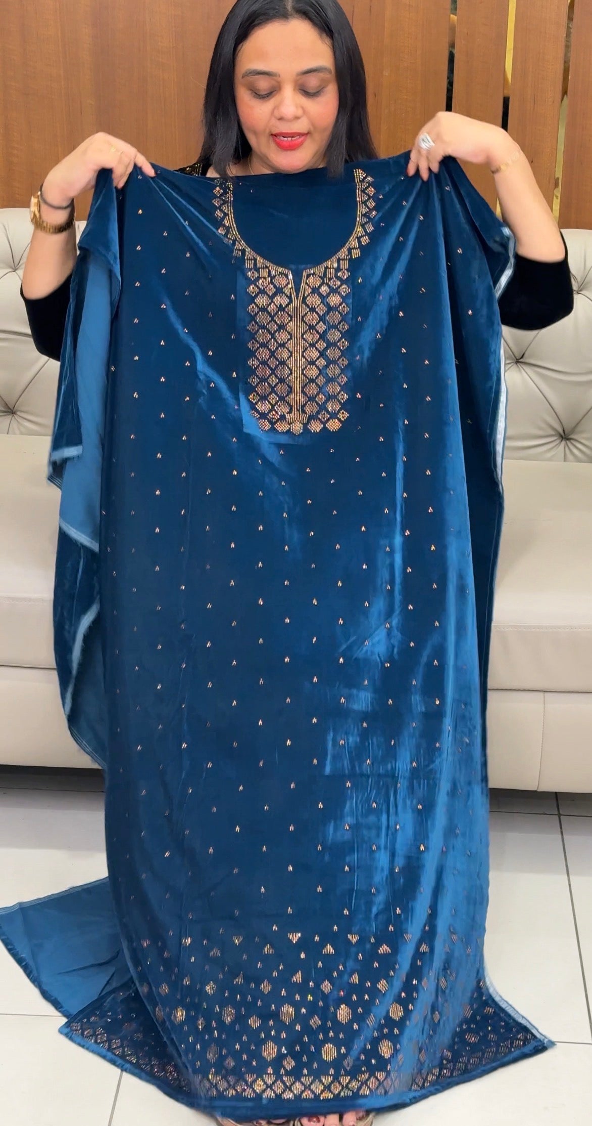 VELVET UNSTITCHED SALWAR SUITS - IHA 32951