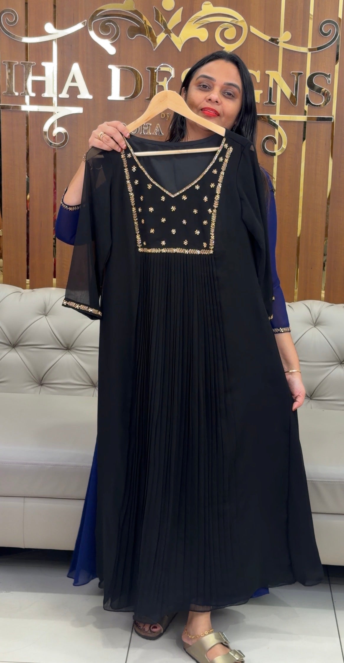 IHA'S IN-HOUSE HAND WORKED ALINE TOPS - IHA 33175