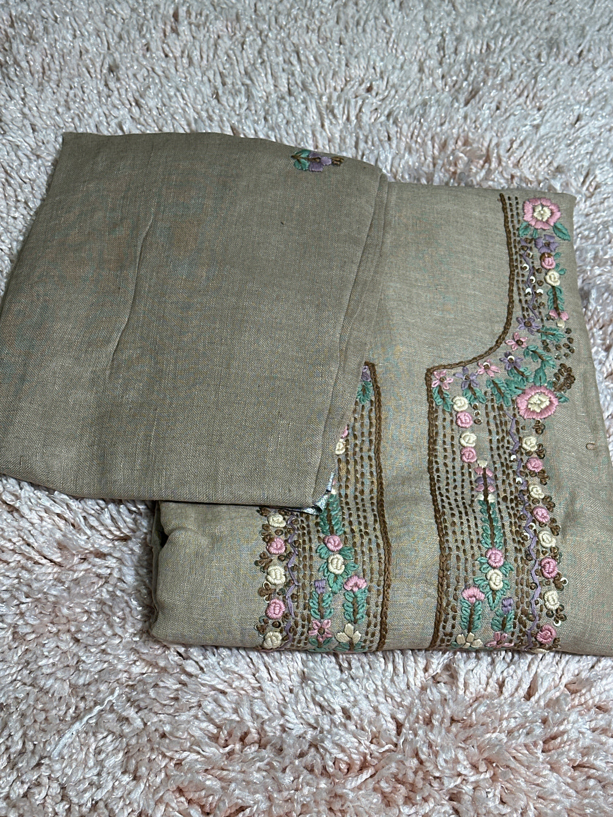 OFFER SALES UNSTITCHED SALWAR SUITS -  IHA 35311