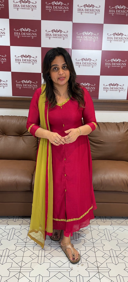 IHA'S IN-HOUSE ALINE TOP AND DUPATTA - IHA 26180