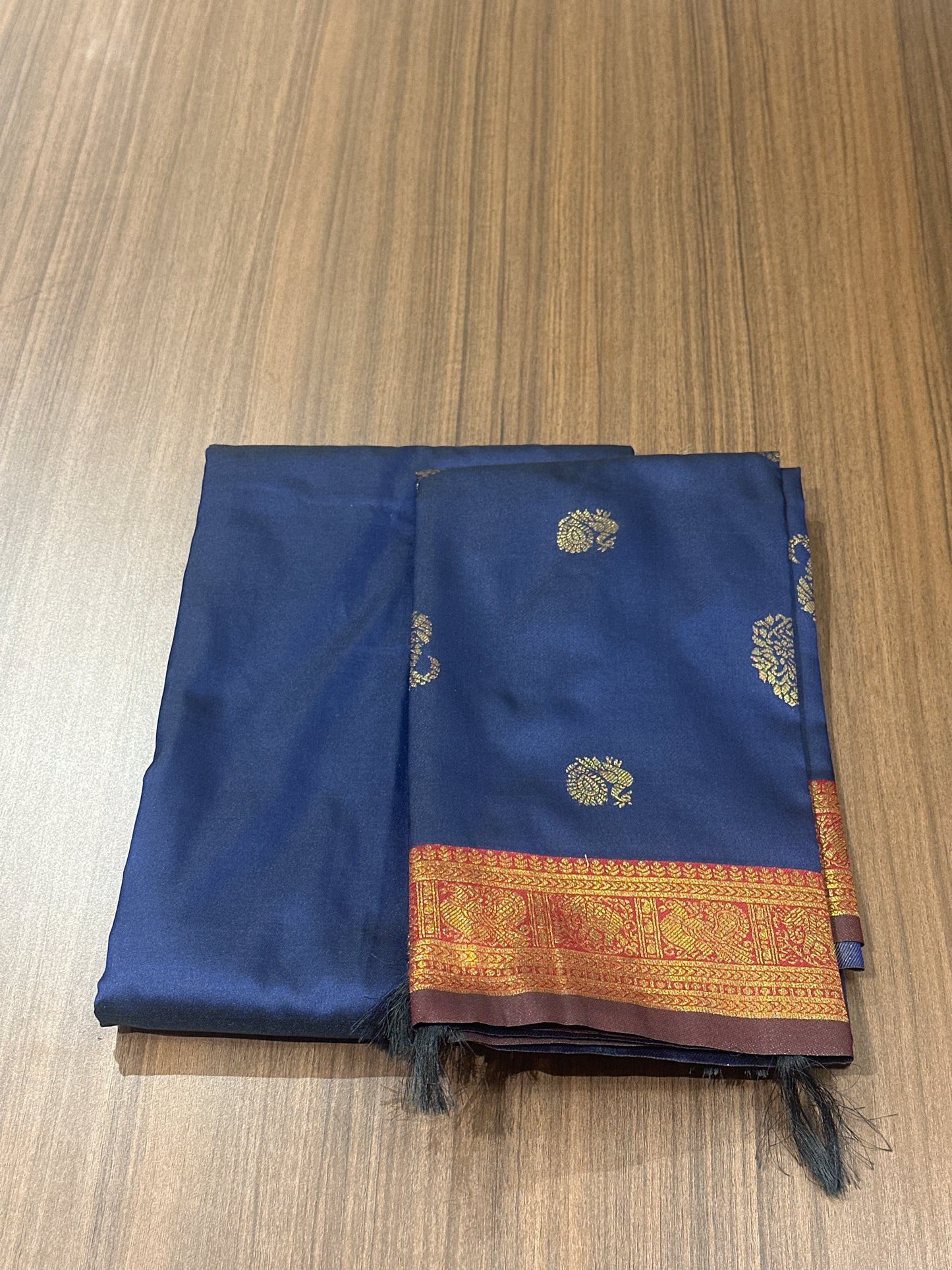OFFER SALES UNSTITCHED SALWAR SUITS -  IHA 33751