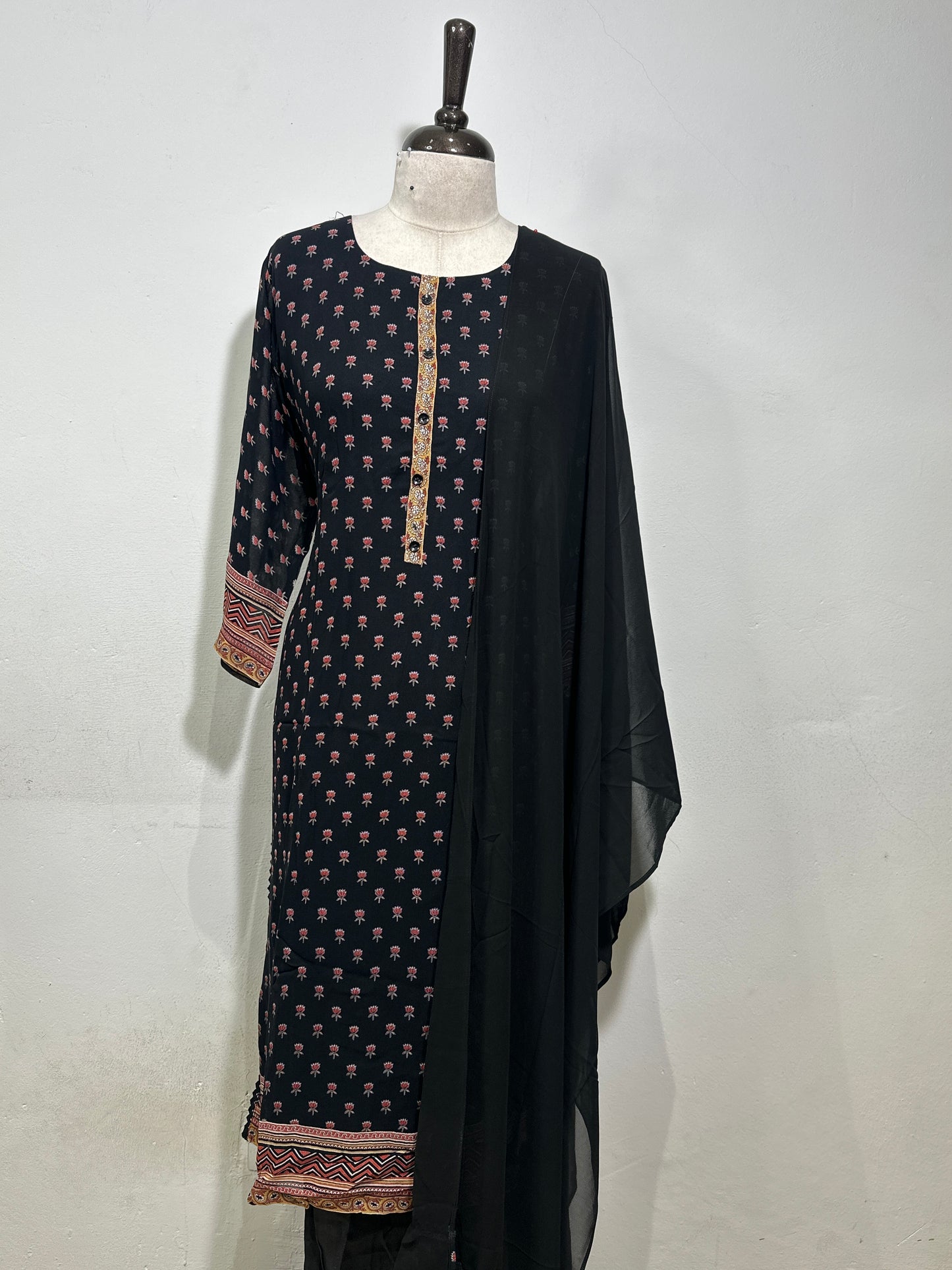 OFFER SALES TOP AND  BOTTOM  -  IHA 34353
