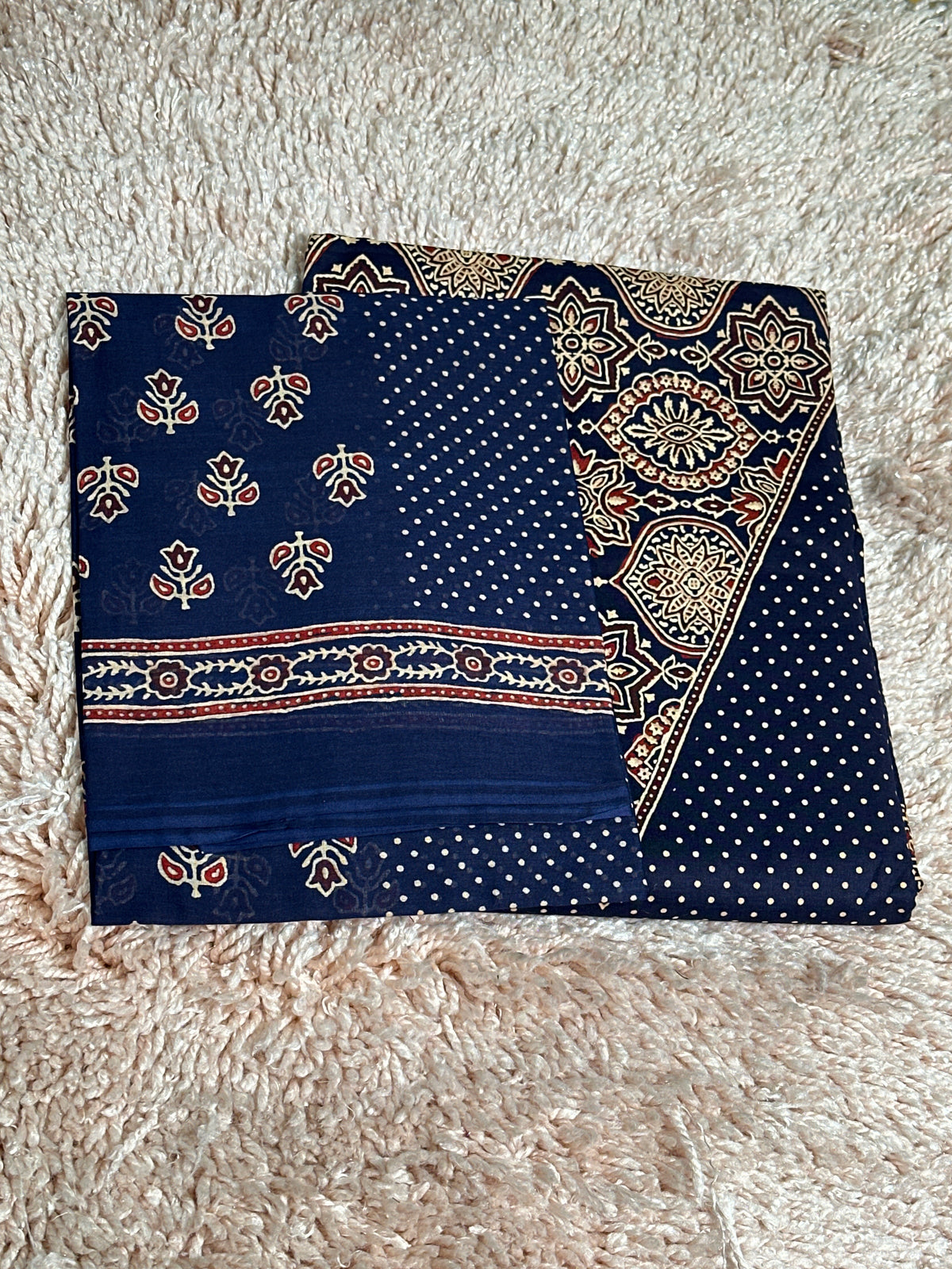 OFFER SALES UNSTITCHED SALWAR SUITS -  IHA 35958
