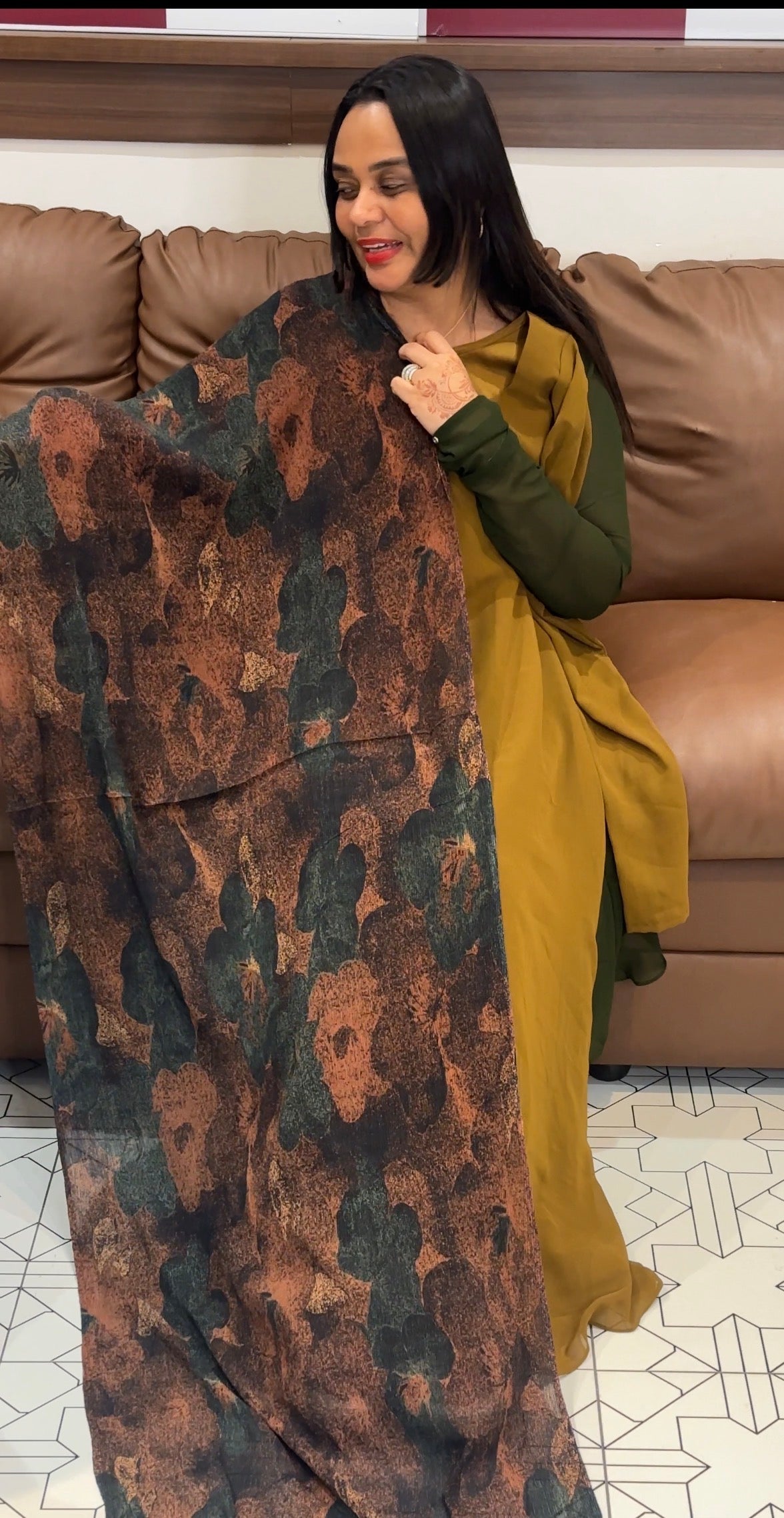 IHA'S IN-HOUSE GEORGETTE ALINE TOP AND DUPATTA - IHA 31512