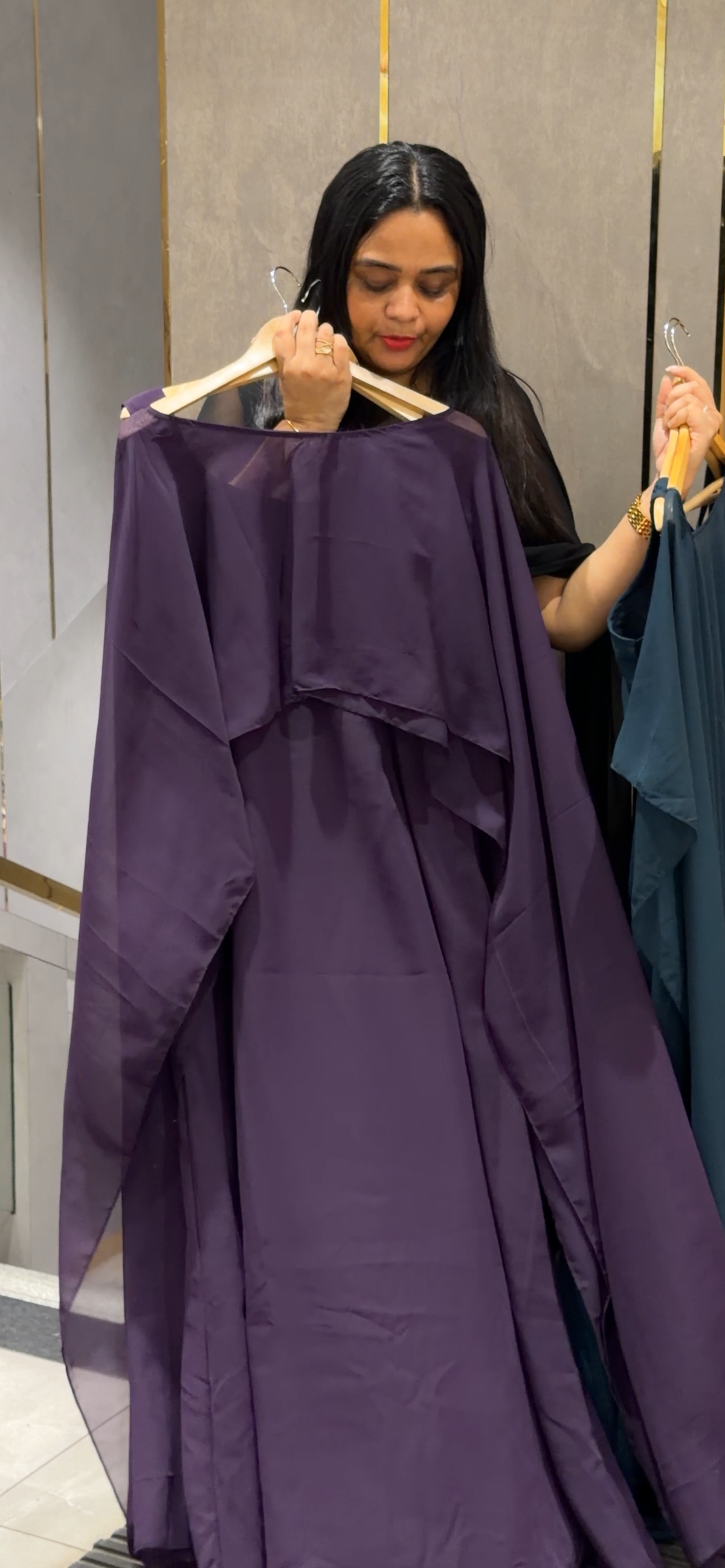 IHA'S IN-HOUSE DESIGNER TOPS - IHA 35418