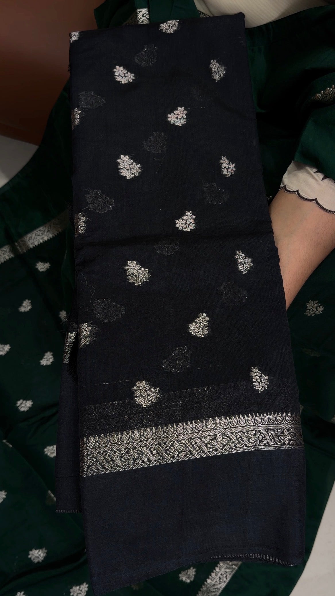 SEMI BANARASI SAREES - IHA 34061