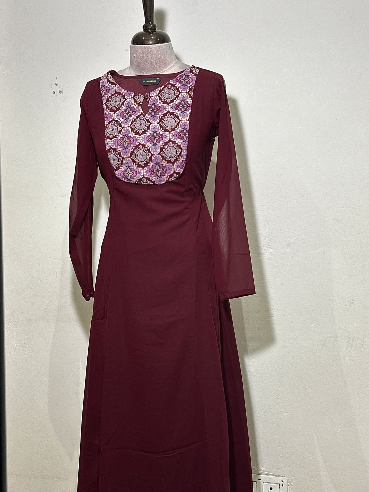 OFFER SALES TOP'S -  IHA 35988