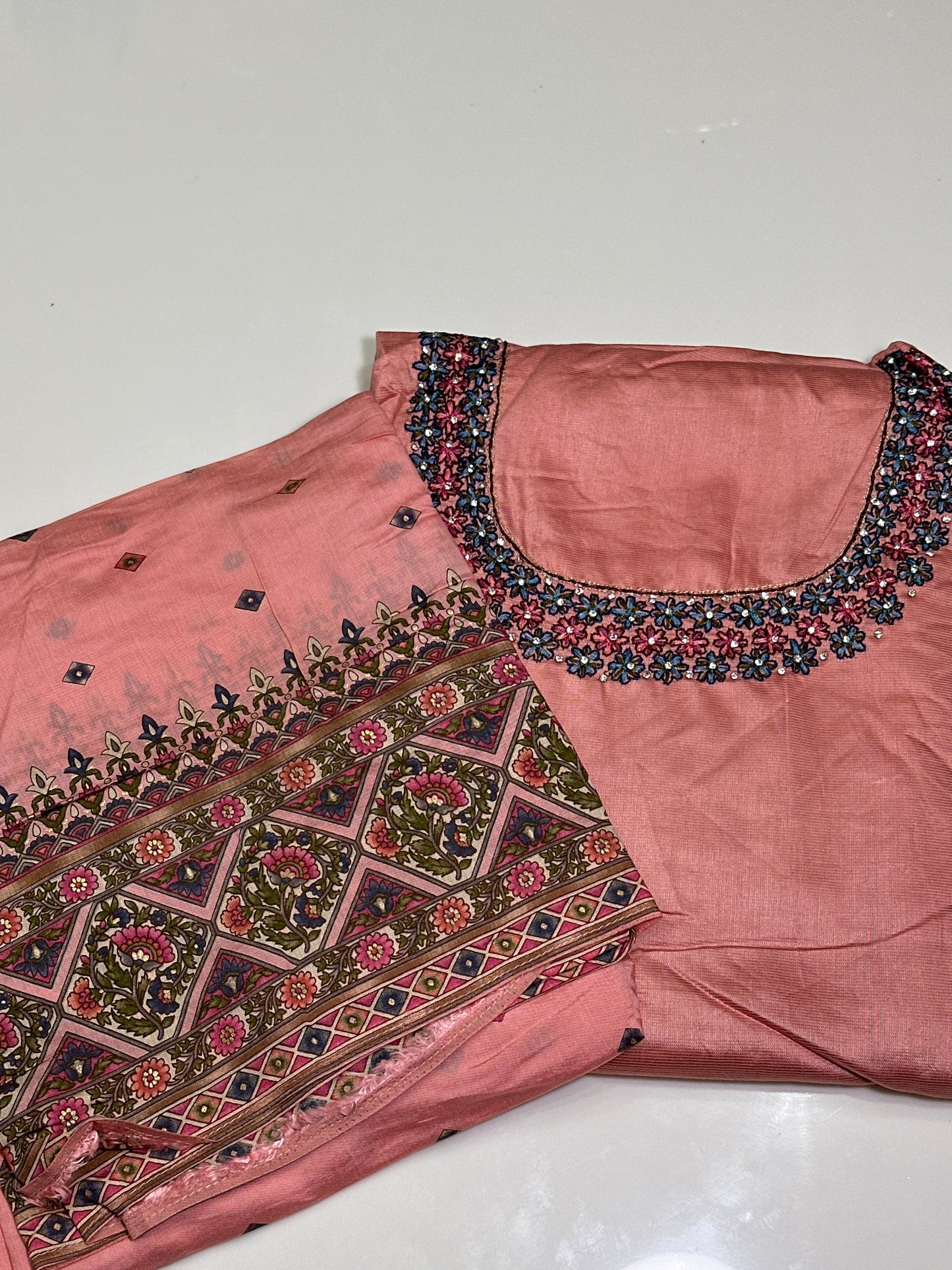 OFFER SALES UNSTITCHED SALWAR SUITS -  IHA 33693