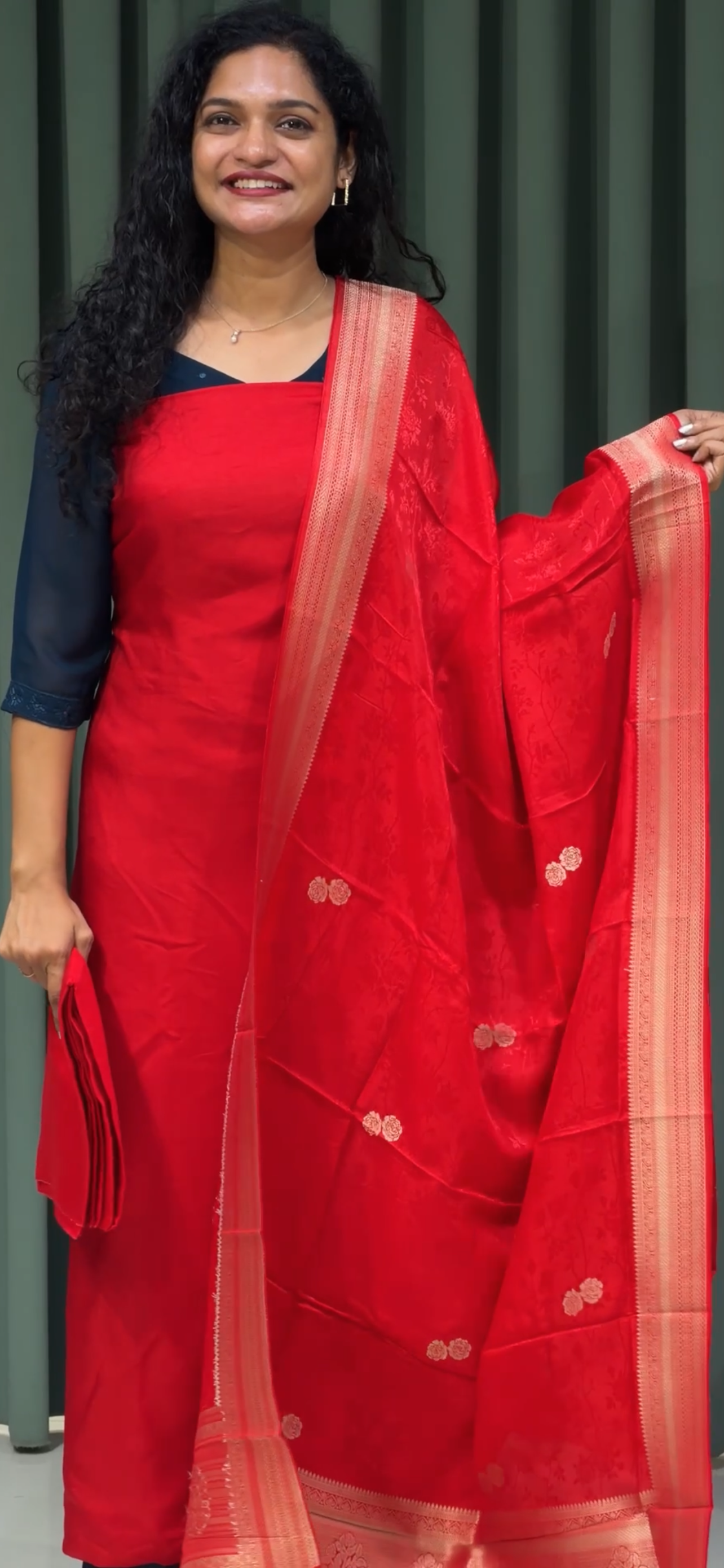 DOLA BANARASI UNSTITCHED SLAWAR SUITS - IHA 33490