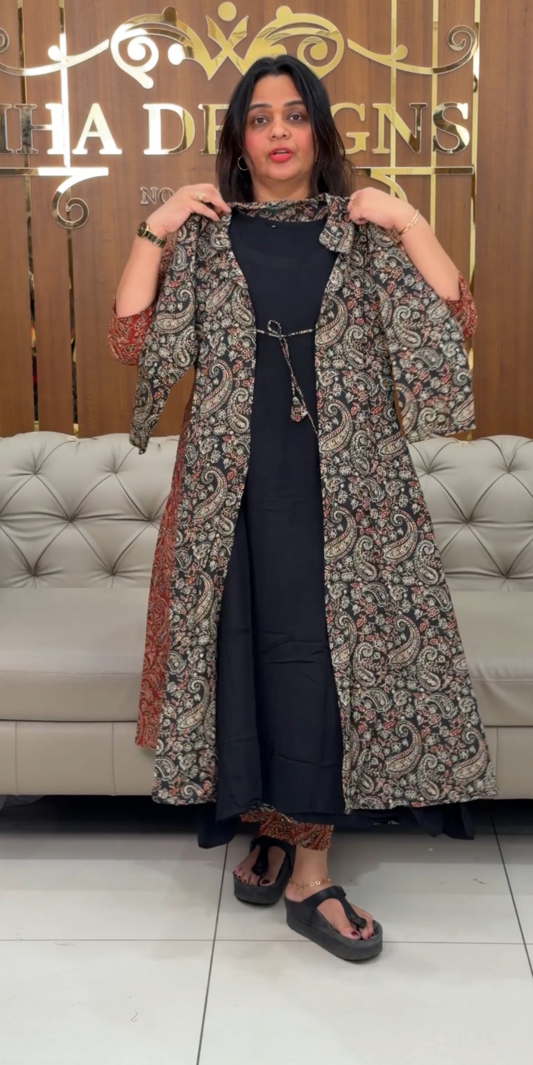 ALINE TOP ,JACKET AND BOTTOM - IHA 28918