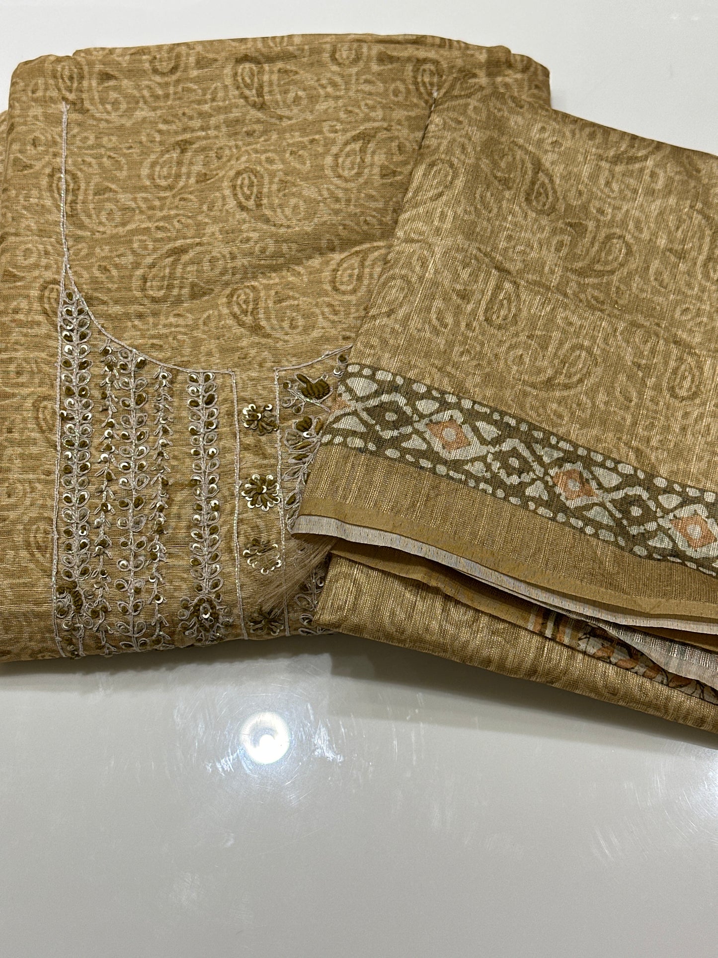OFFER SALES UNSTITCHED SALWAR SUITS -  IHA 33704