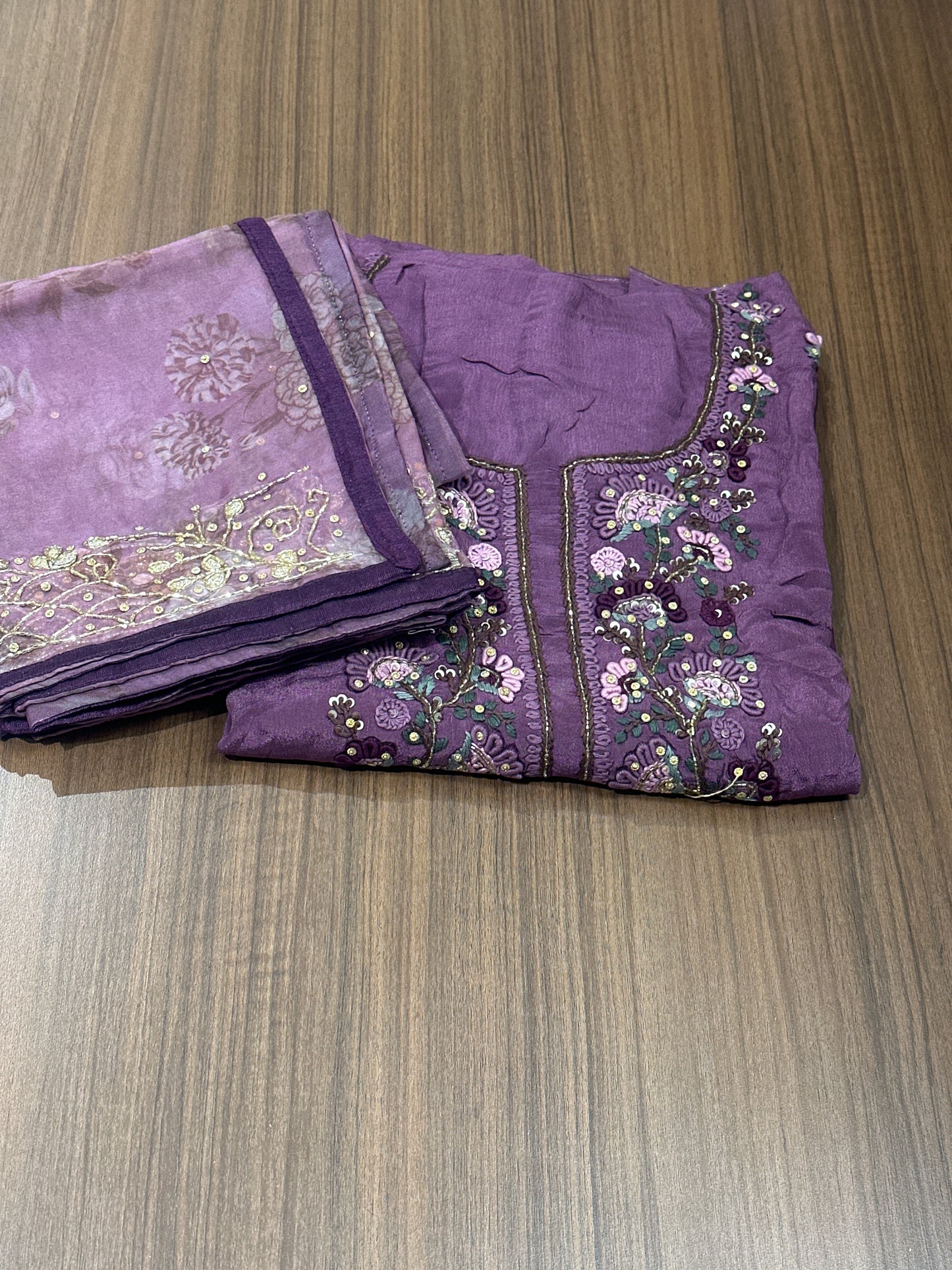 OFFER SALES UNSTITCHED SALWAR SUITS -  IHA 33753