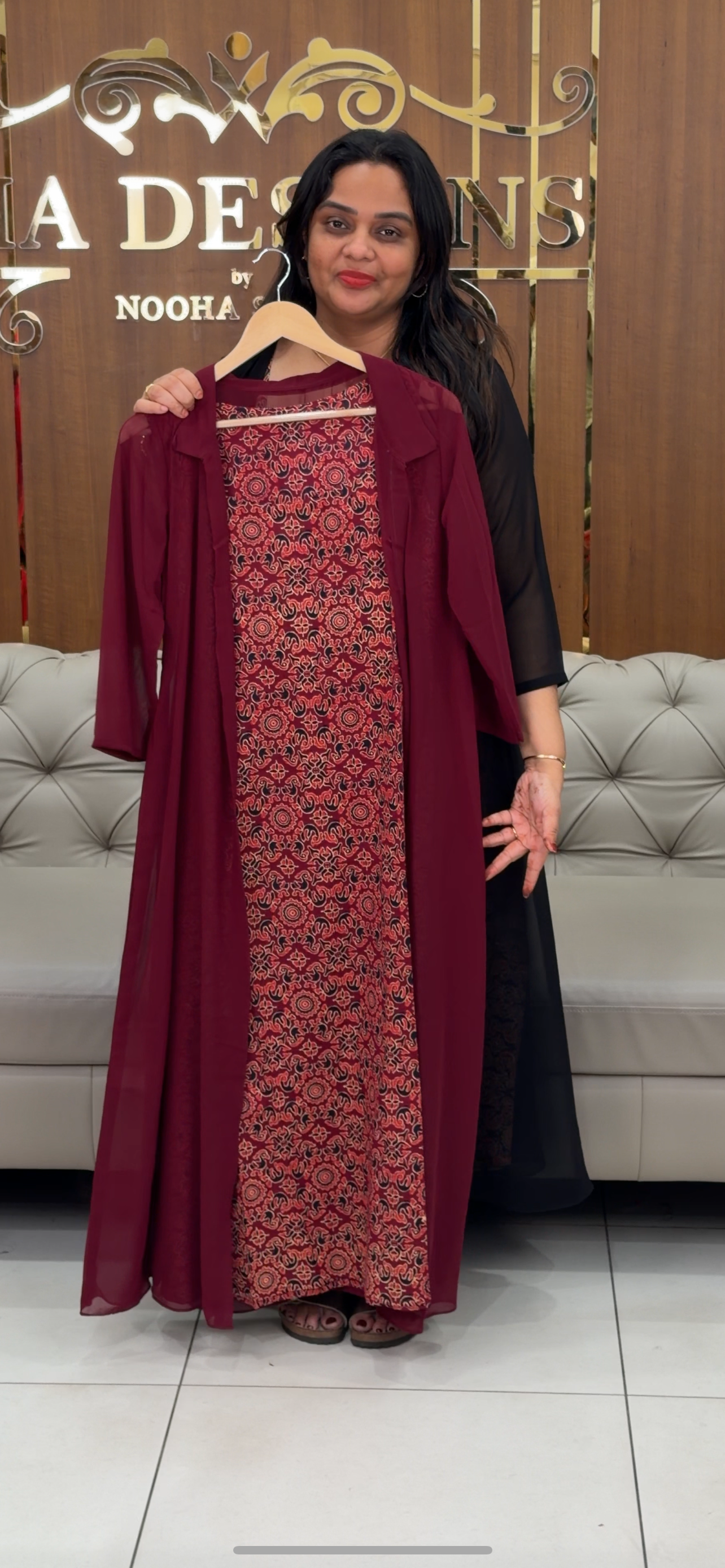 IHA'S IN-HOUSE PRINTED TOP AND JACKET - IHA 30567