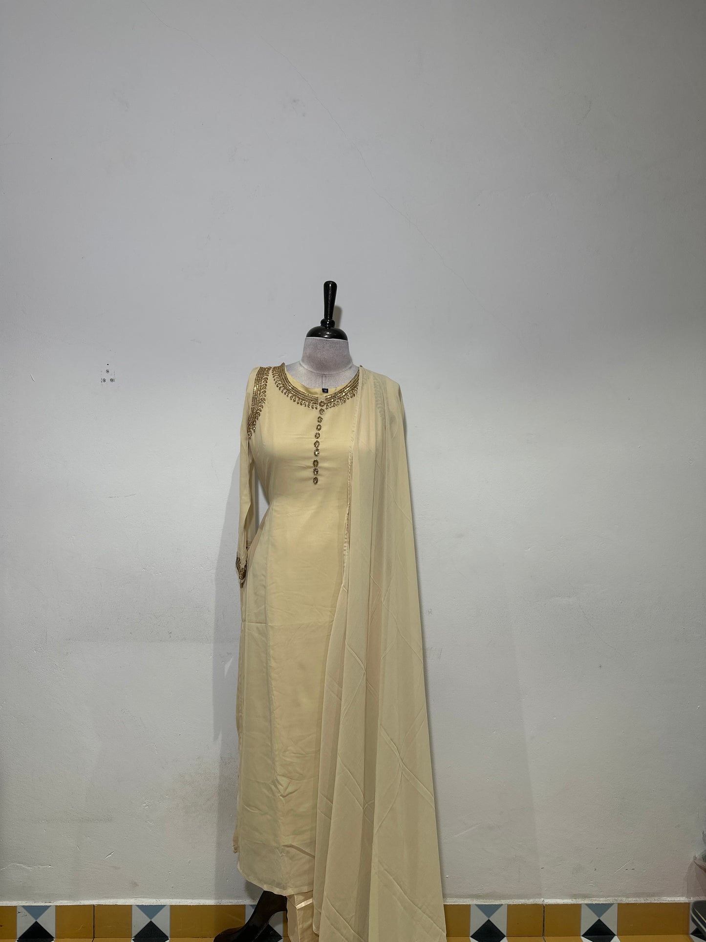 OFFER SALES TOP AND  BOTTOM  -  IHA 34324