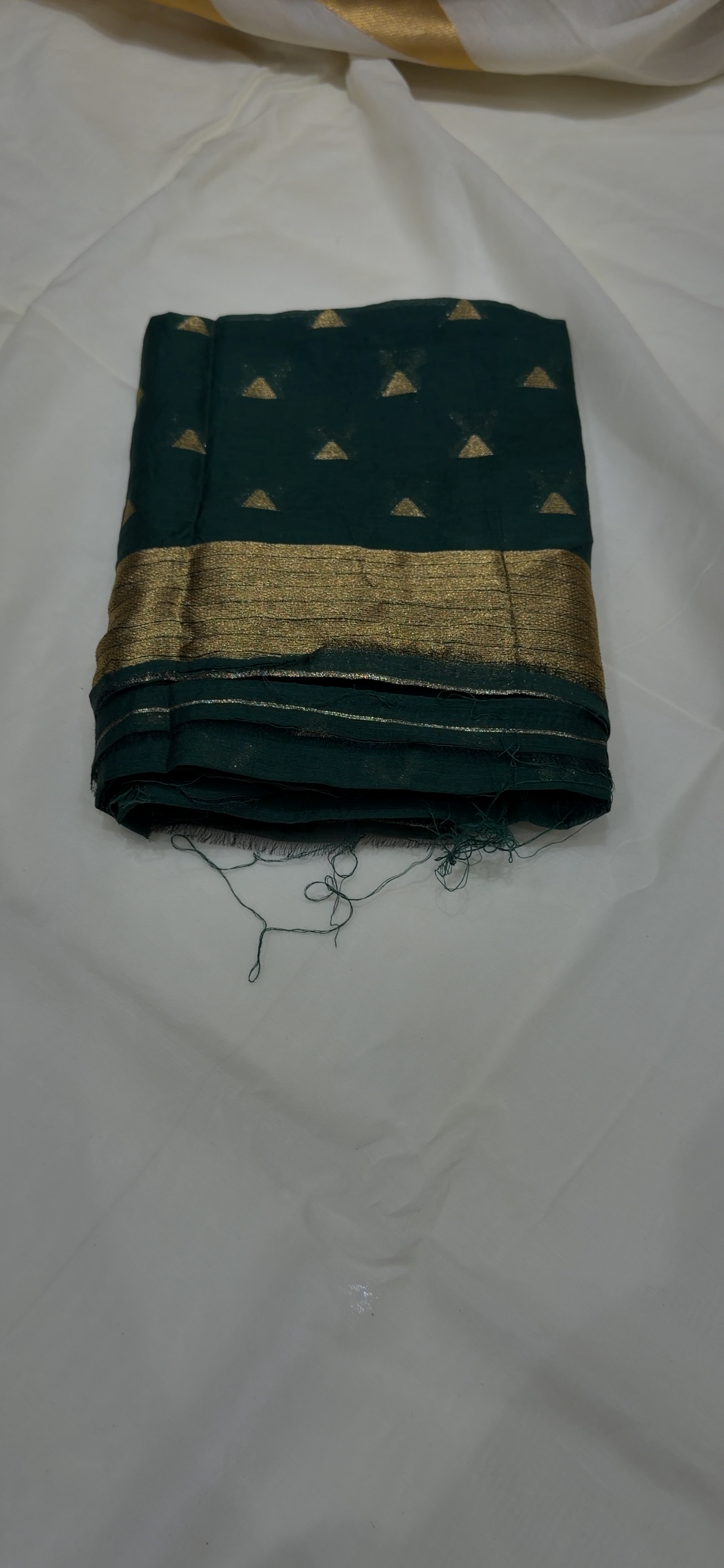 MALAI CHANDERI ONAM SAREES - IHA 34131