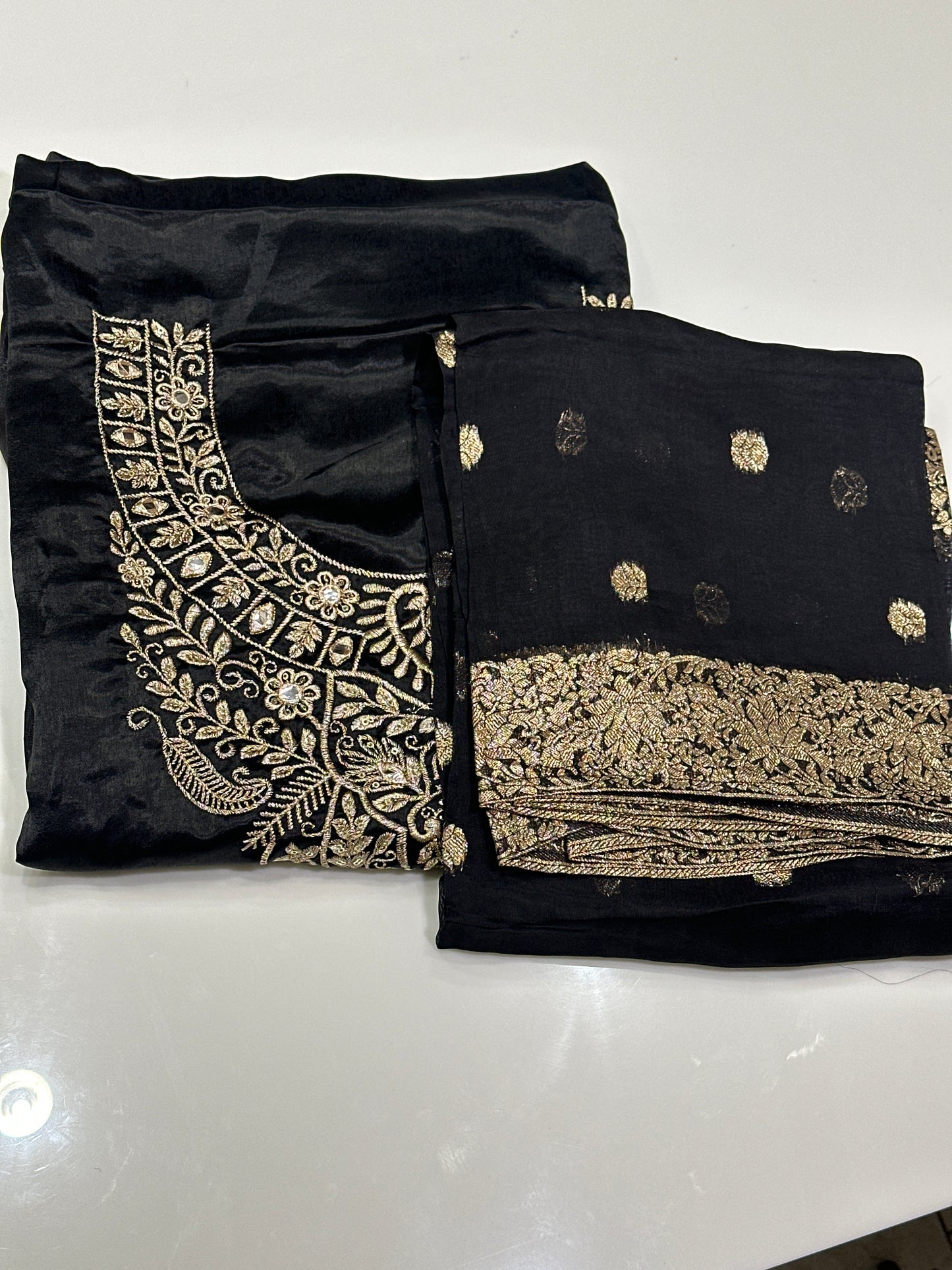 OFFER SALES UNSTITCHED SALWAR SUITS -  IHA 33513