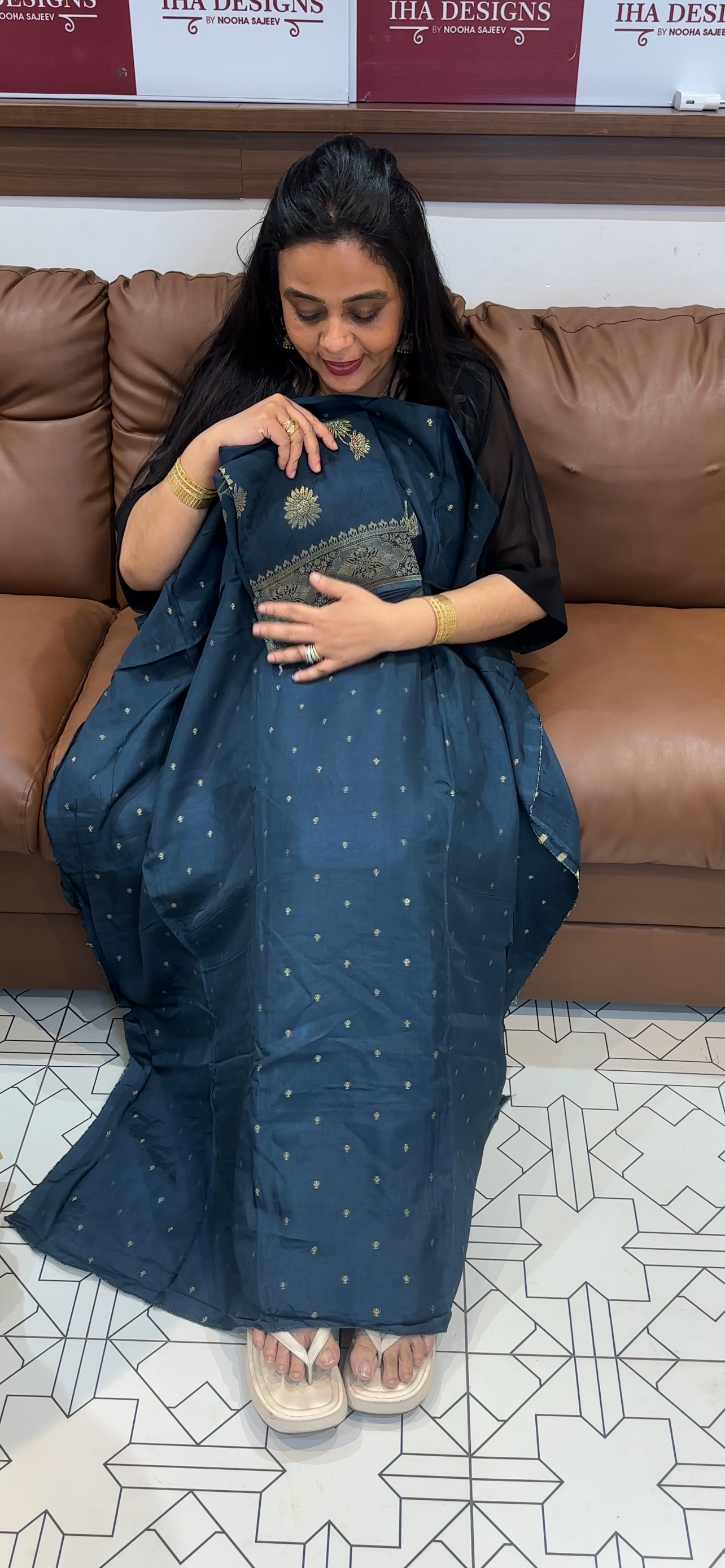 OFFER SALES UNSTITCHED SALWAR SUITS - IHA 34985