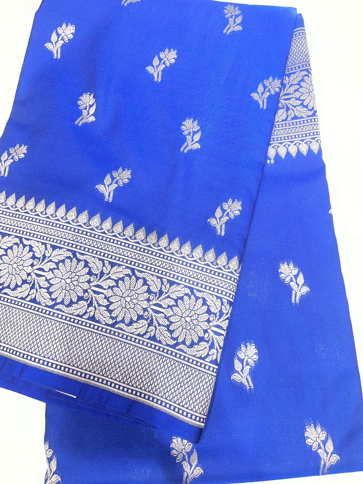 OFFER SALES SAREES -  IHA 34228