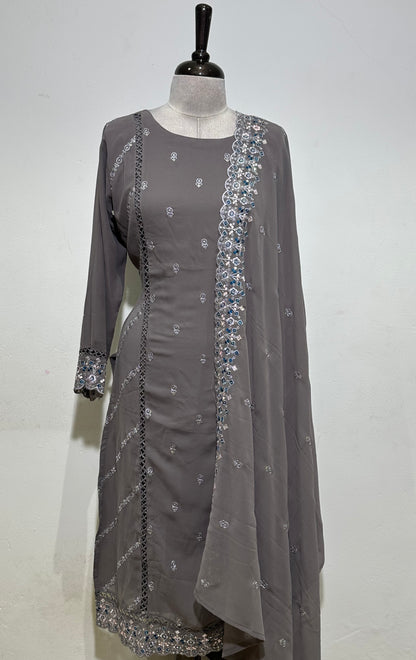 OFFER SALES READY TO WEAR SETS  -  IHA 35622