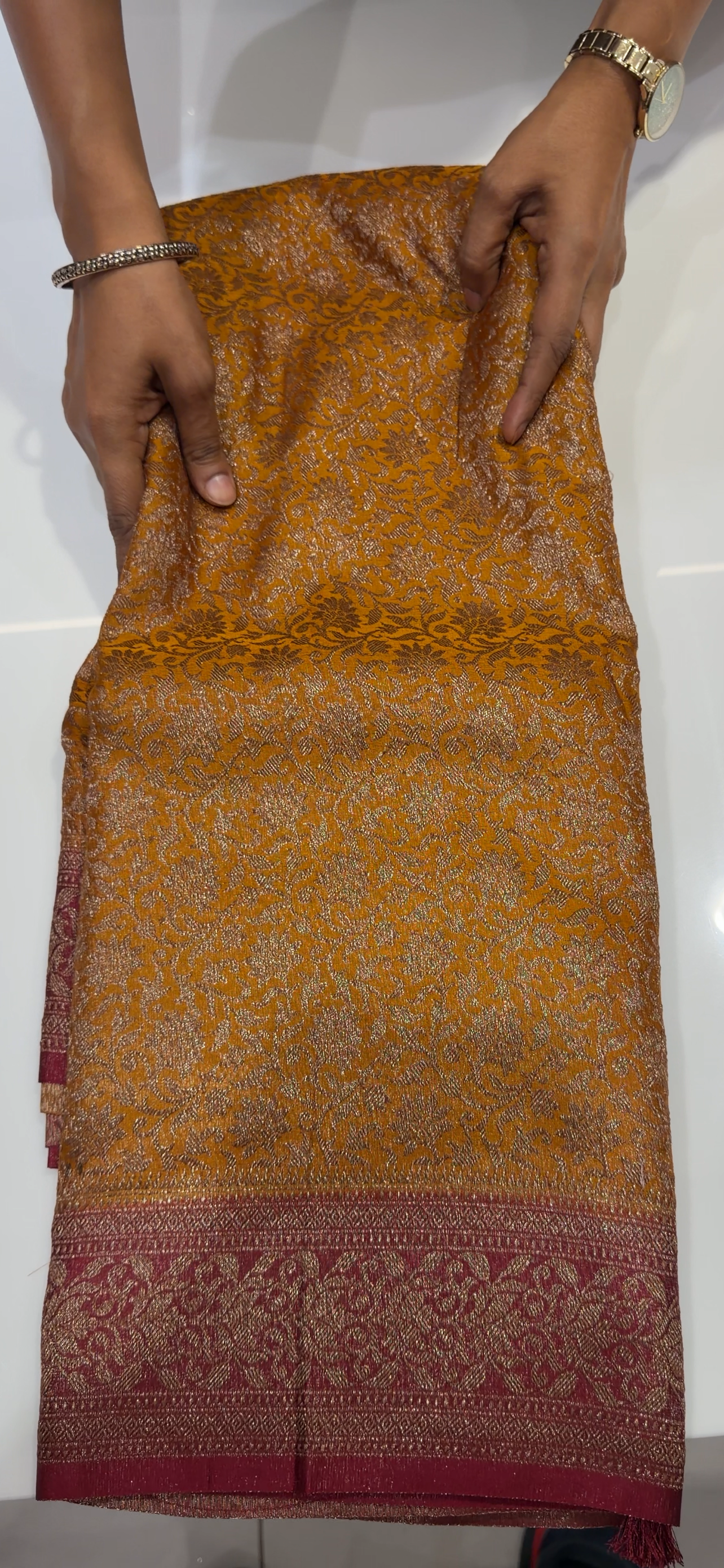 SEMI BANARASI SAREES - IHA 35102