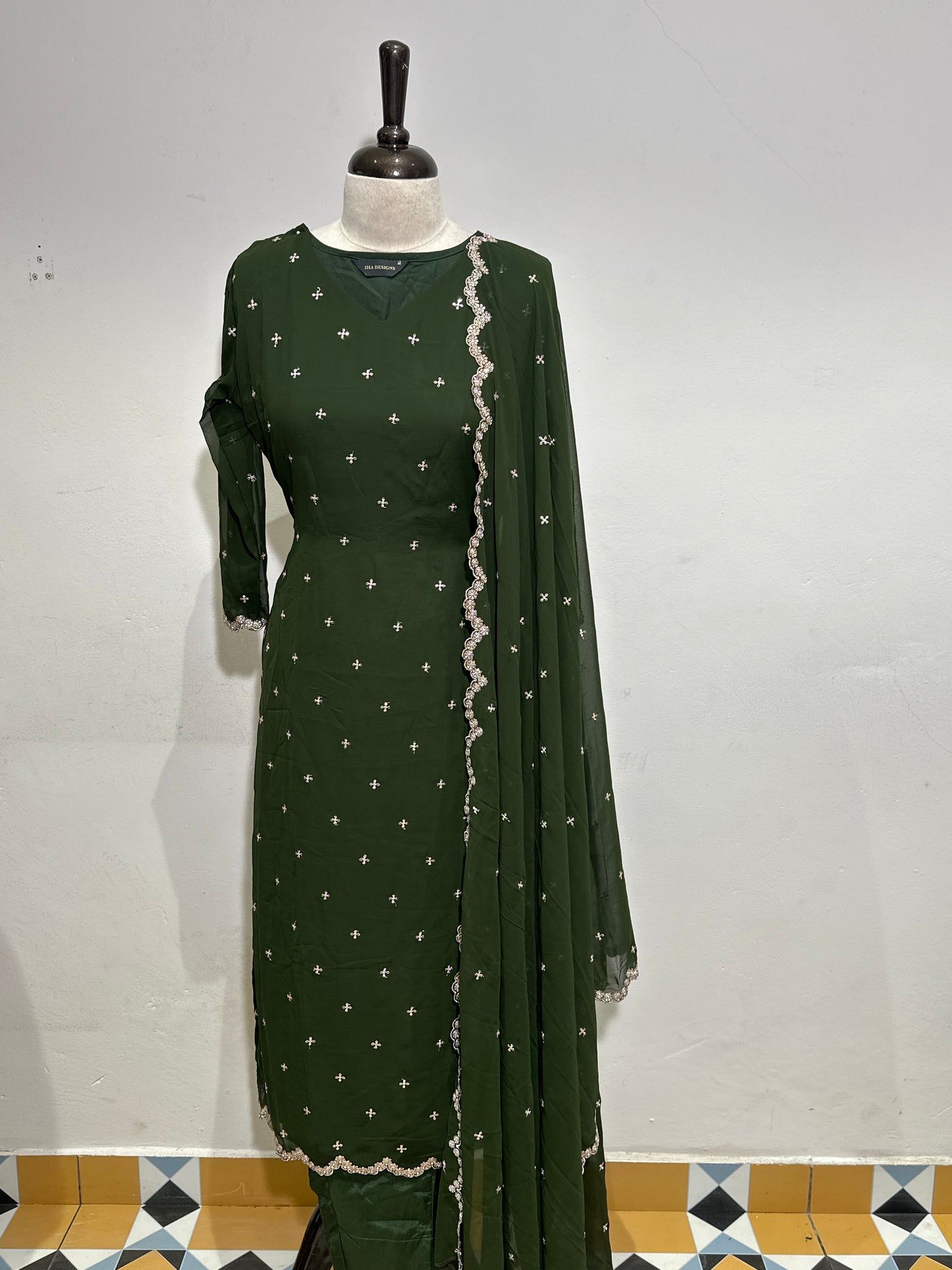 OFFER SALES TOP AND BOTTOM  -  IHA 34284