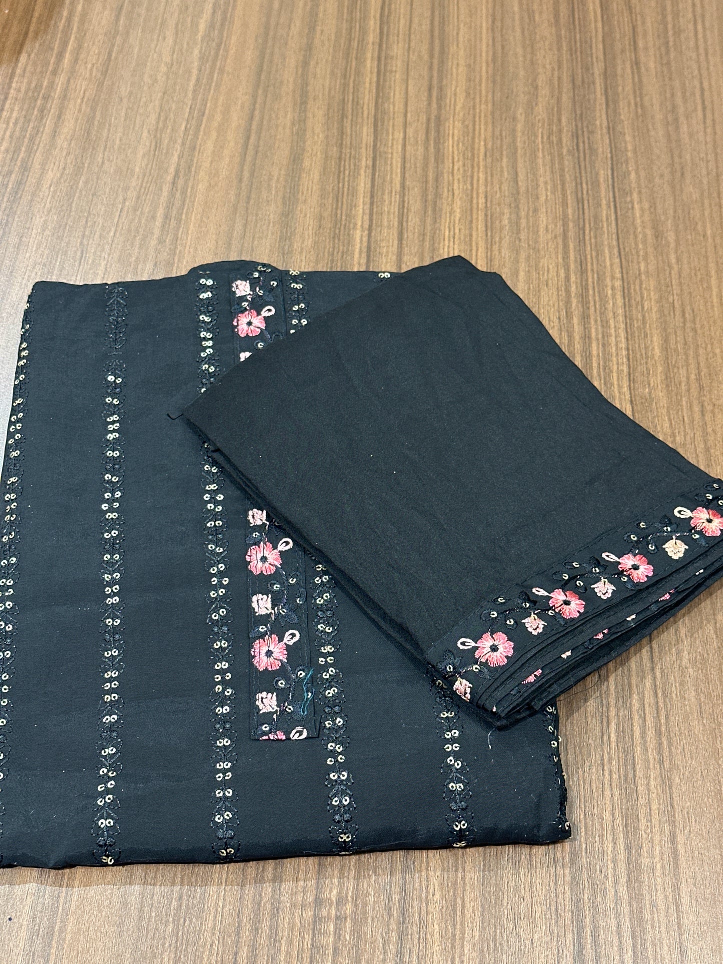 OFFER SALES UNSTITCHED SALWAR SUITS -  IHA 34050