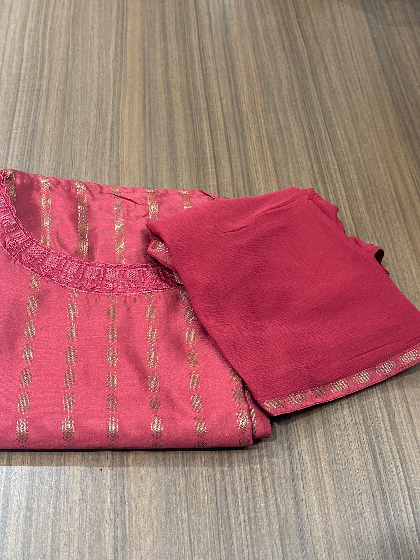 OFFER SALES UNSTITCHED SALWAR SUITS -  IHA 33834