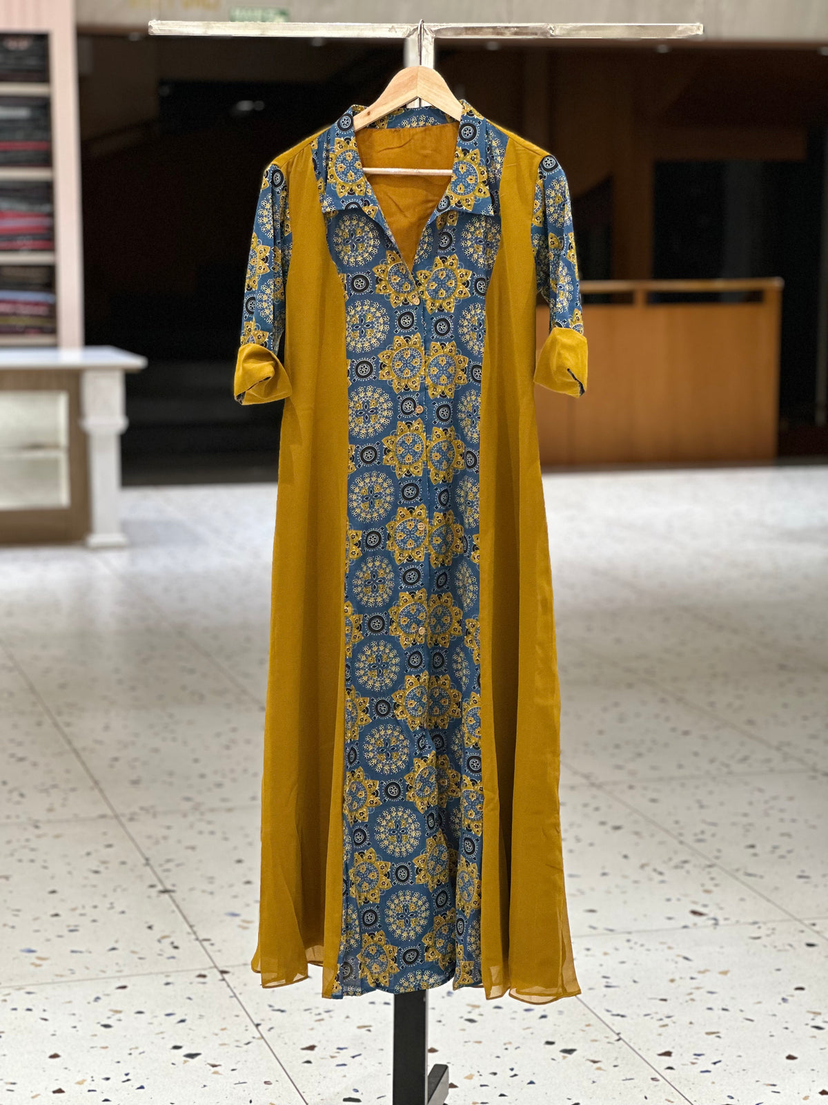 IHA'S IN-HOUSE GEORGETTE TOPS - IHA 35997