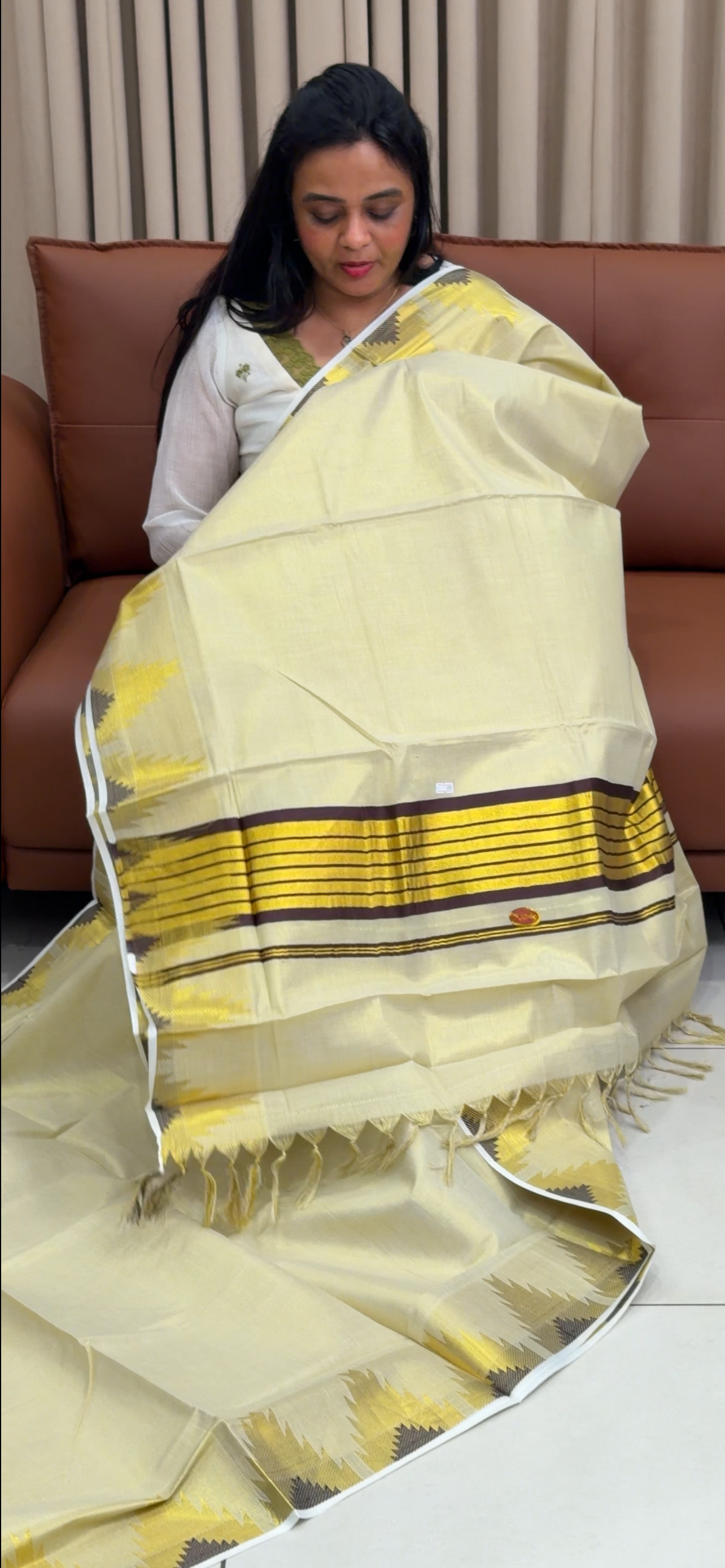OFFER ONAM SAREES - IHA 34939