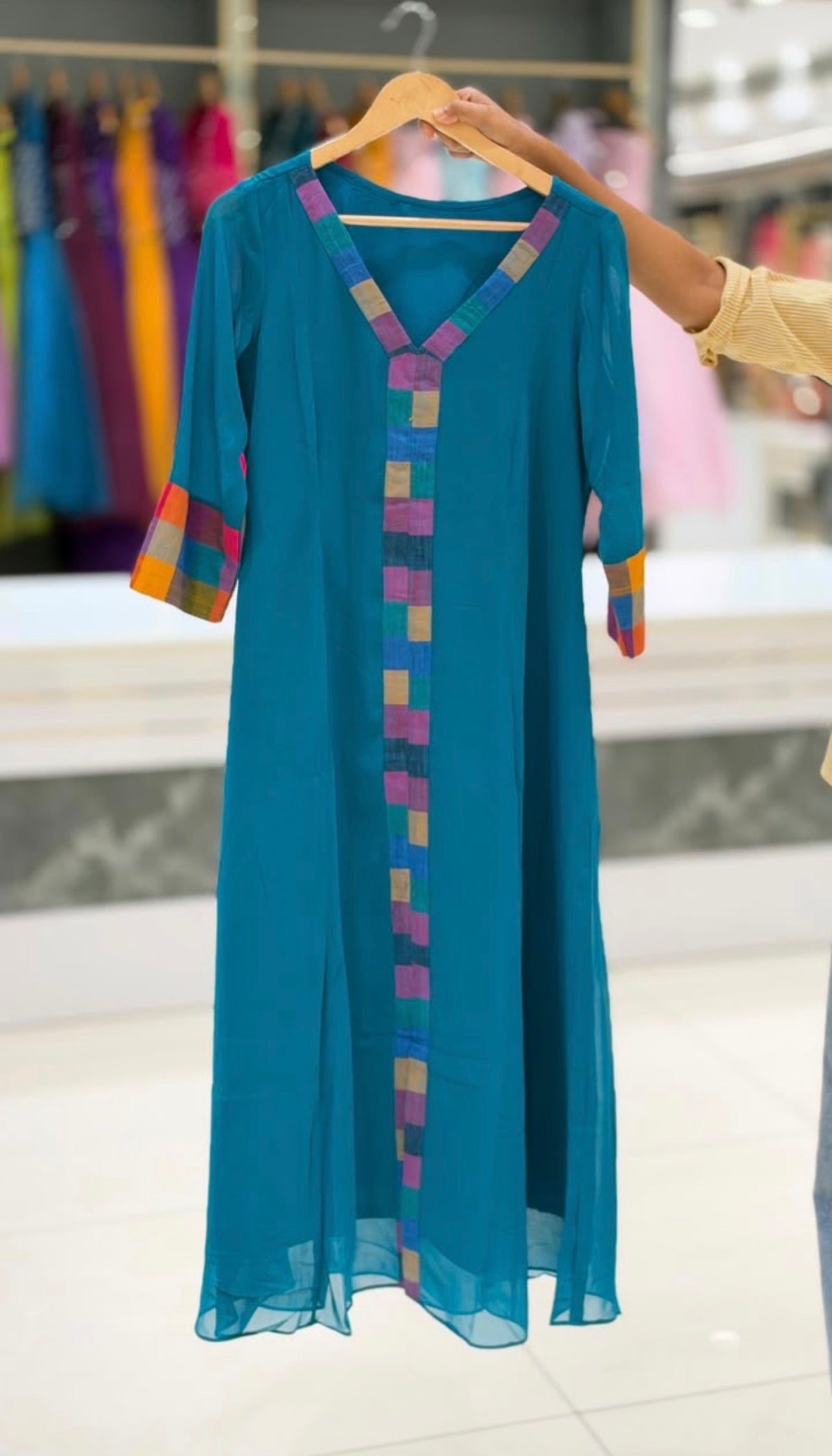IHA'S IN-HOUSE GEORGETTE ALINE TOPS - IHA 35970
